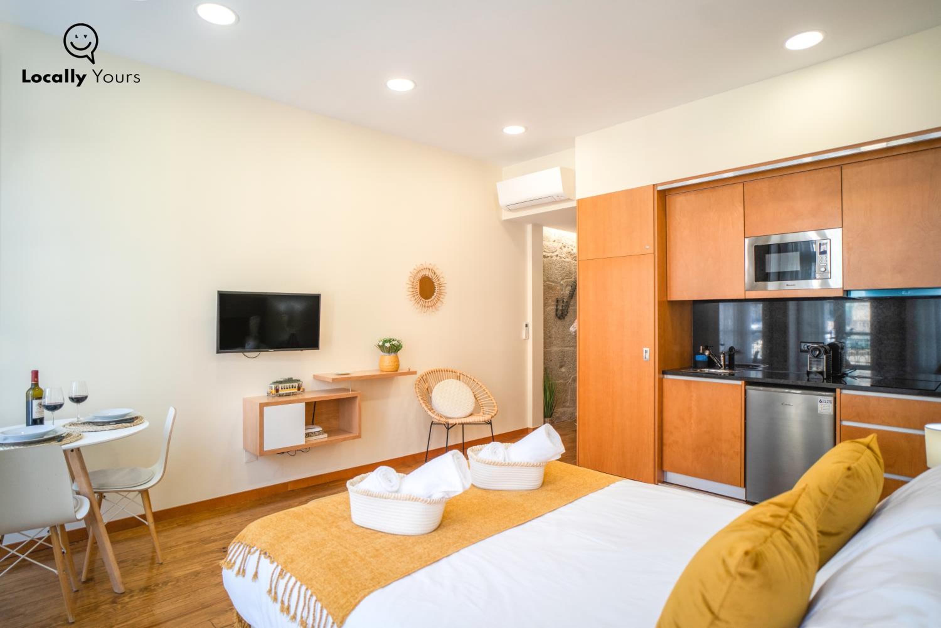 One-Bedroom Apartment