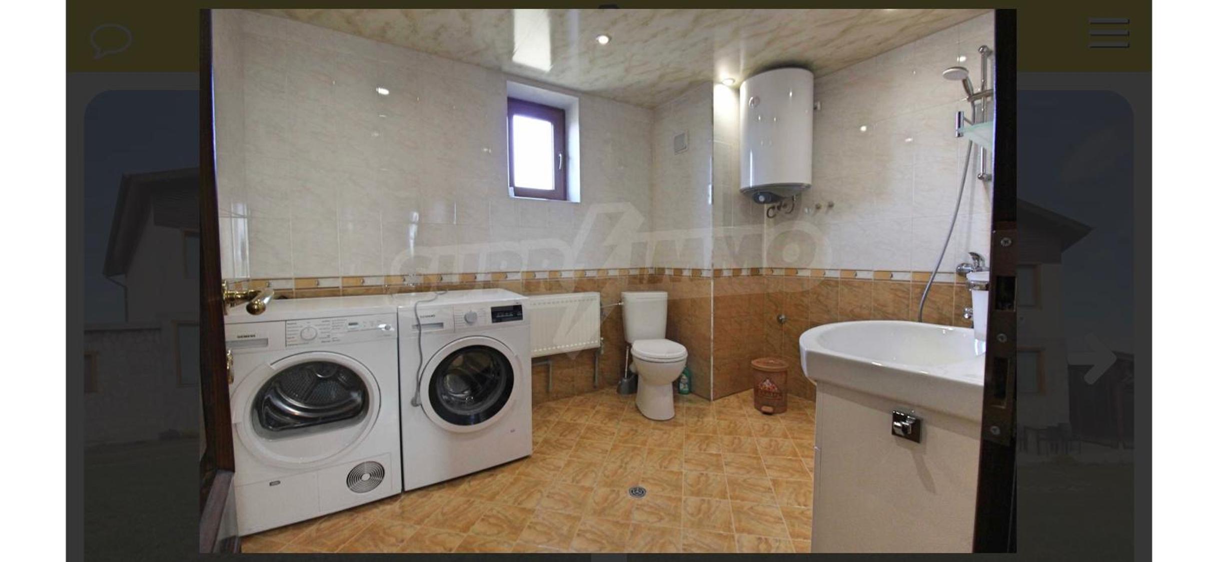Villa photo 3