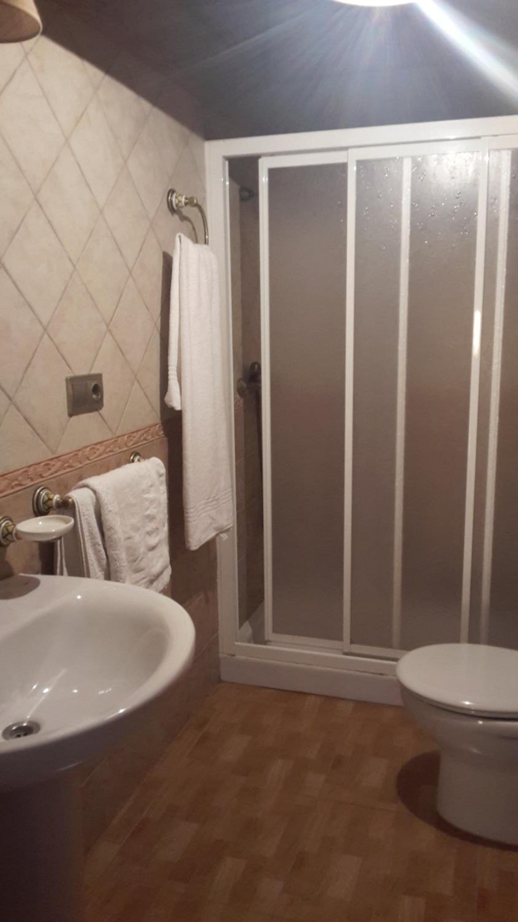 Three-Bedroom House - Photo 2