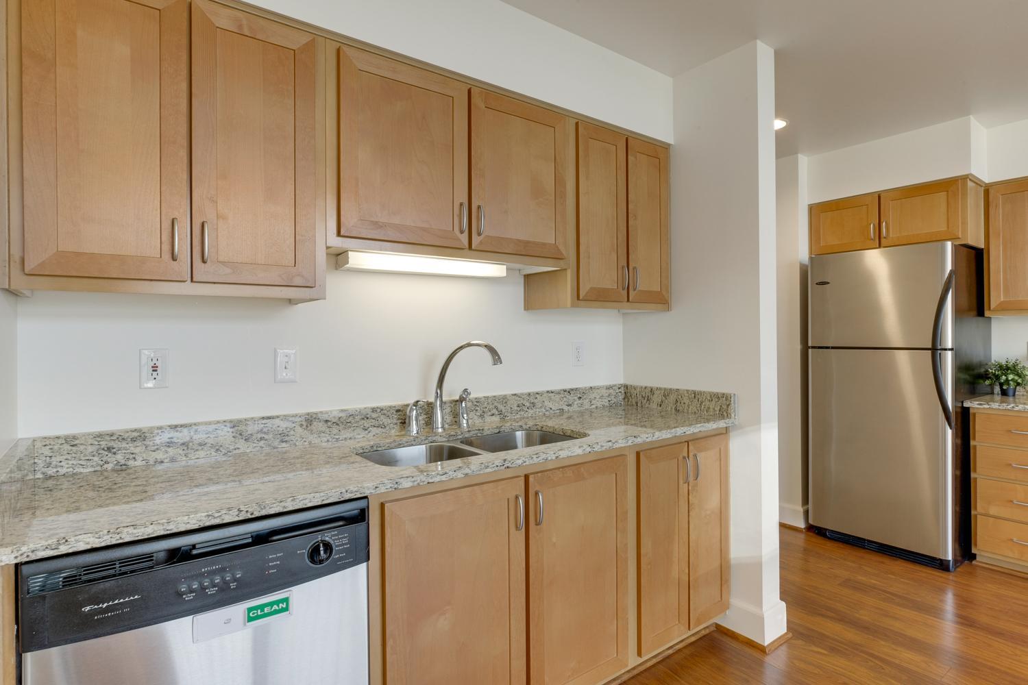 One-Bedroom Apartment - Photo 30