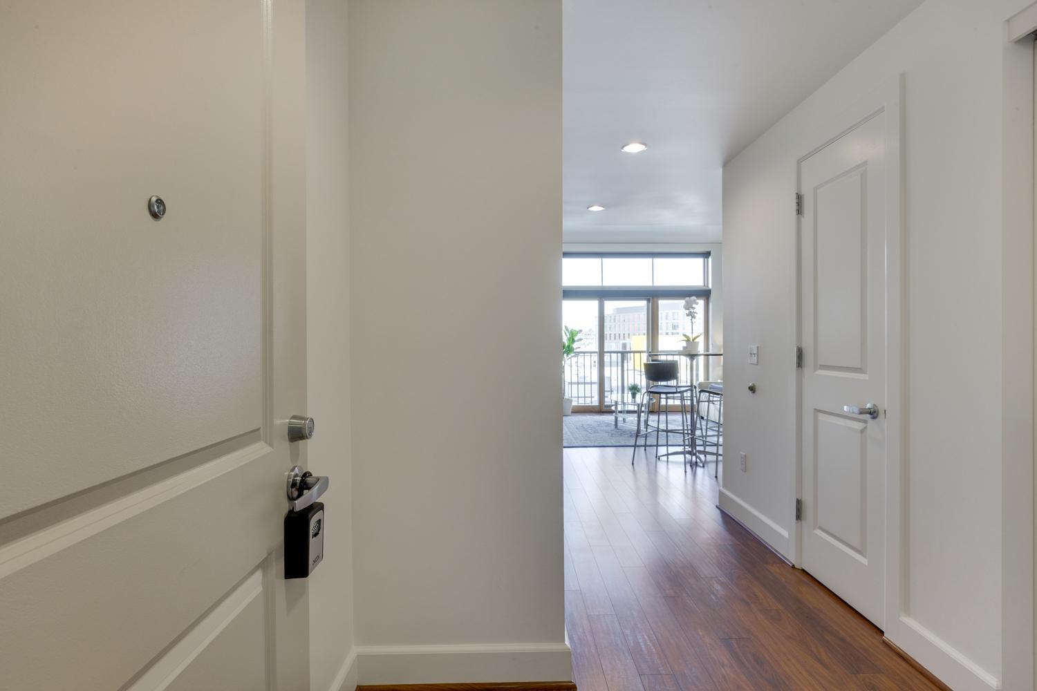 One-Bedroom Apartment - Photo 58