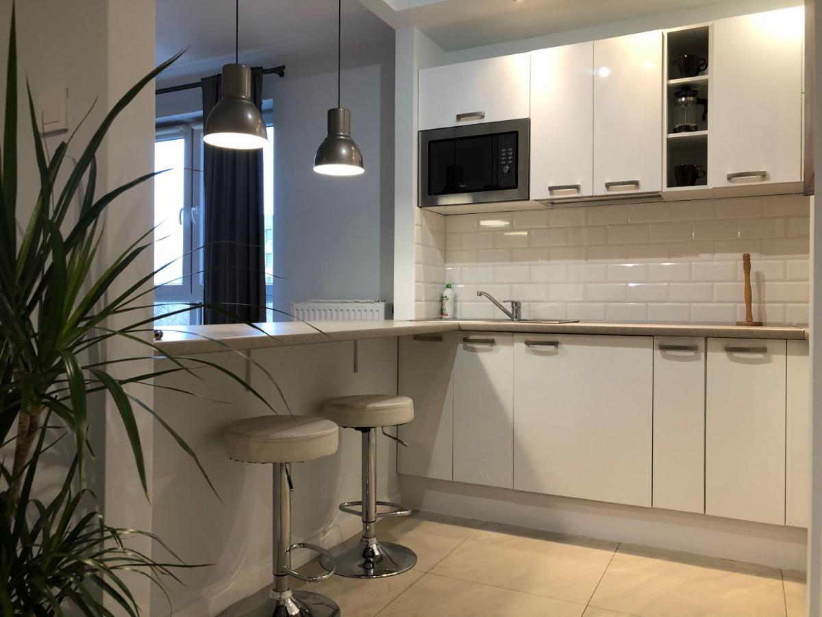 One-Bedroom Apartment - Photo 6