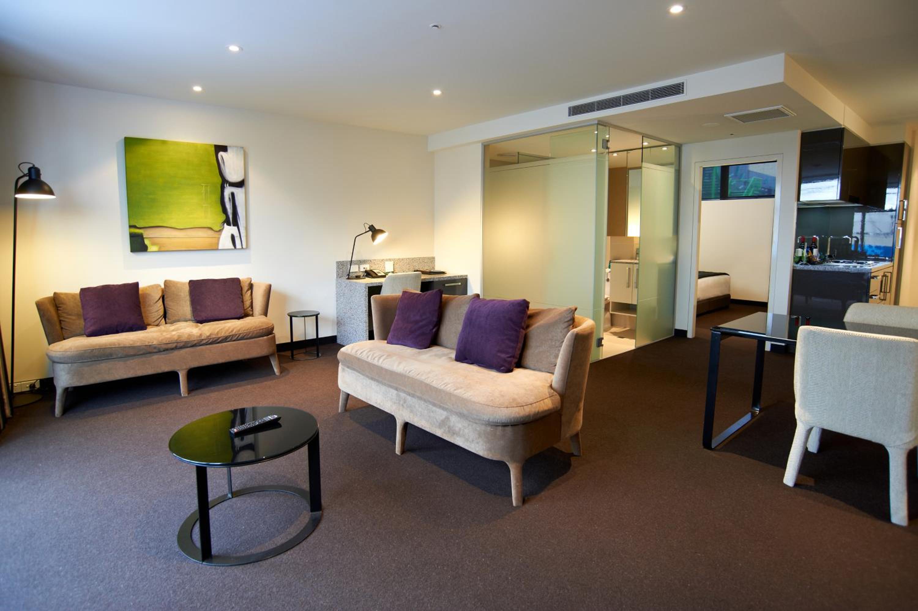 One-Bedroom Apartment - Photo 1