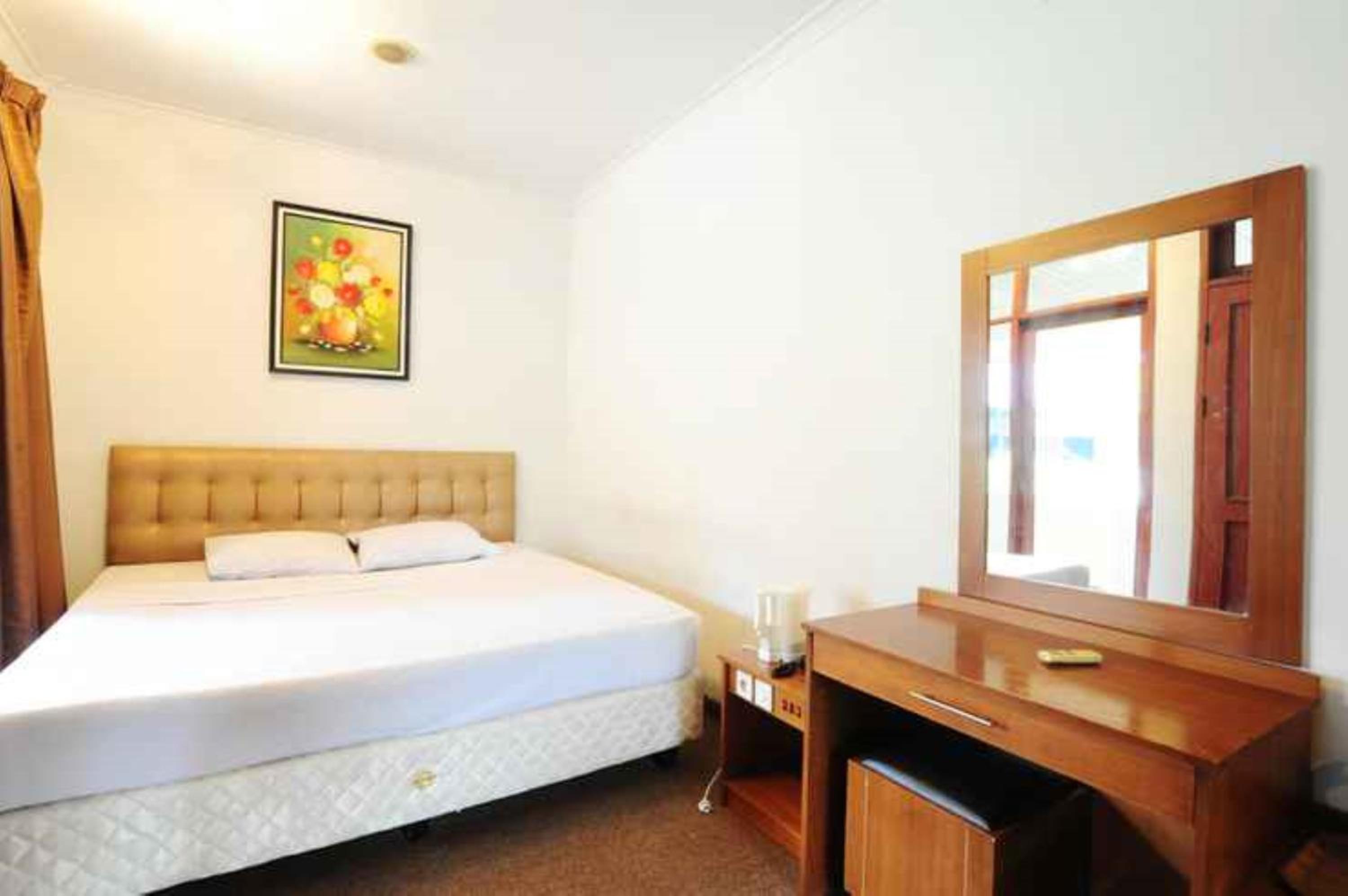 Suite - Photo 1