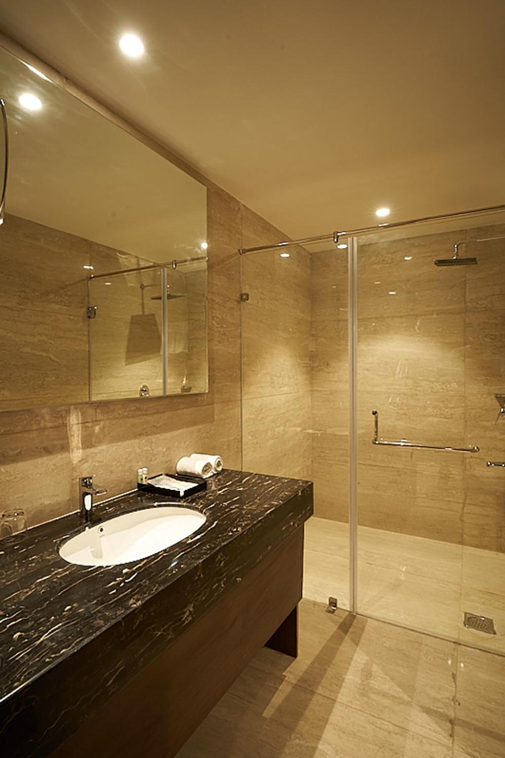 Executive Room - Photo 13