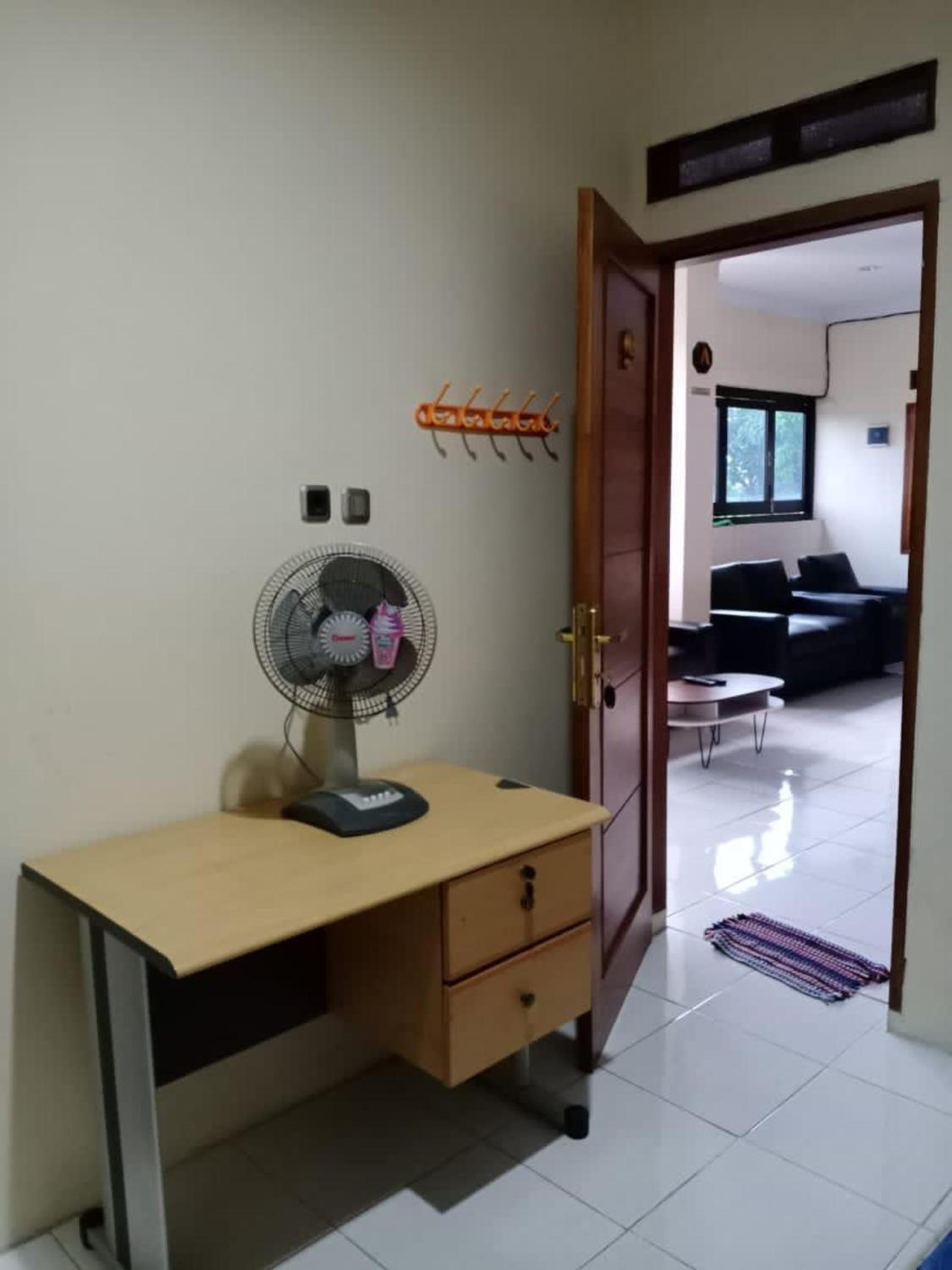 Standard Double Room with Fan - Photo 5