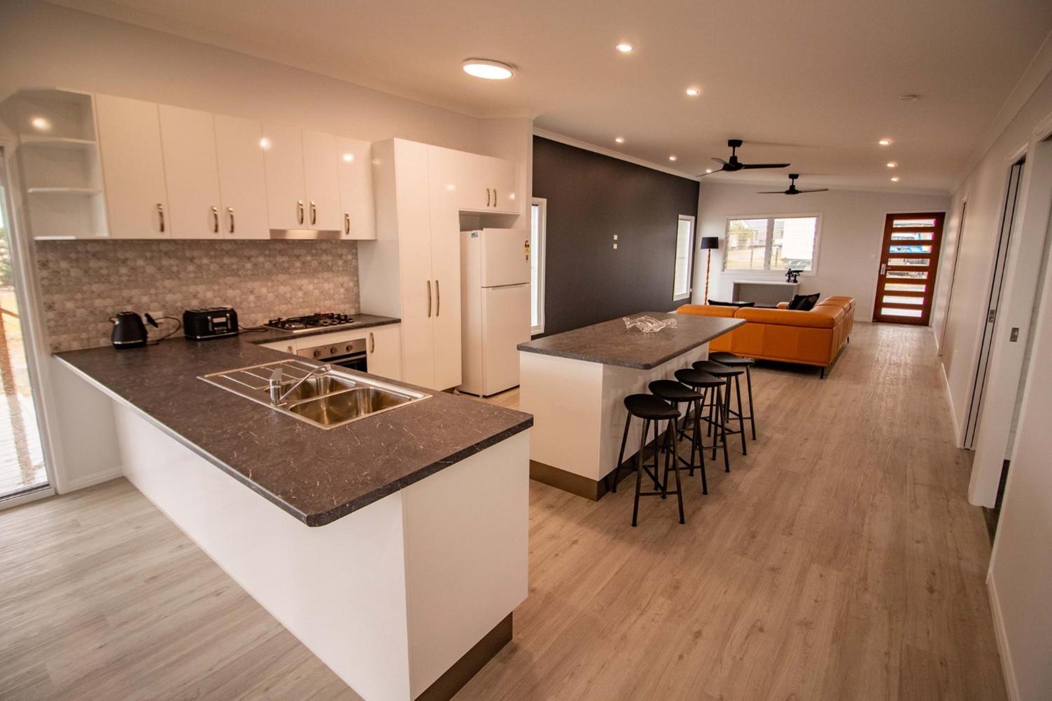 Three-Bedroom House photo 2