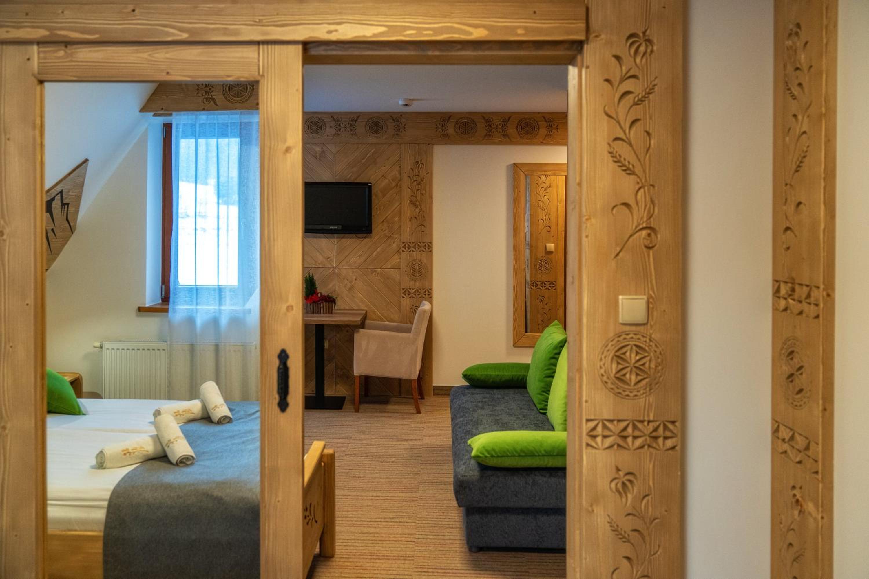 Eco Folk Apartment photo 2