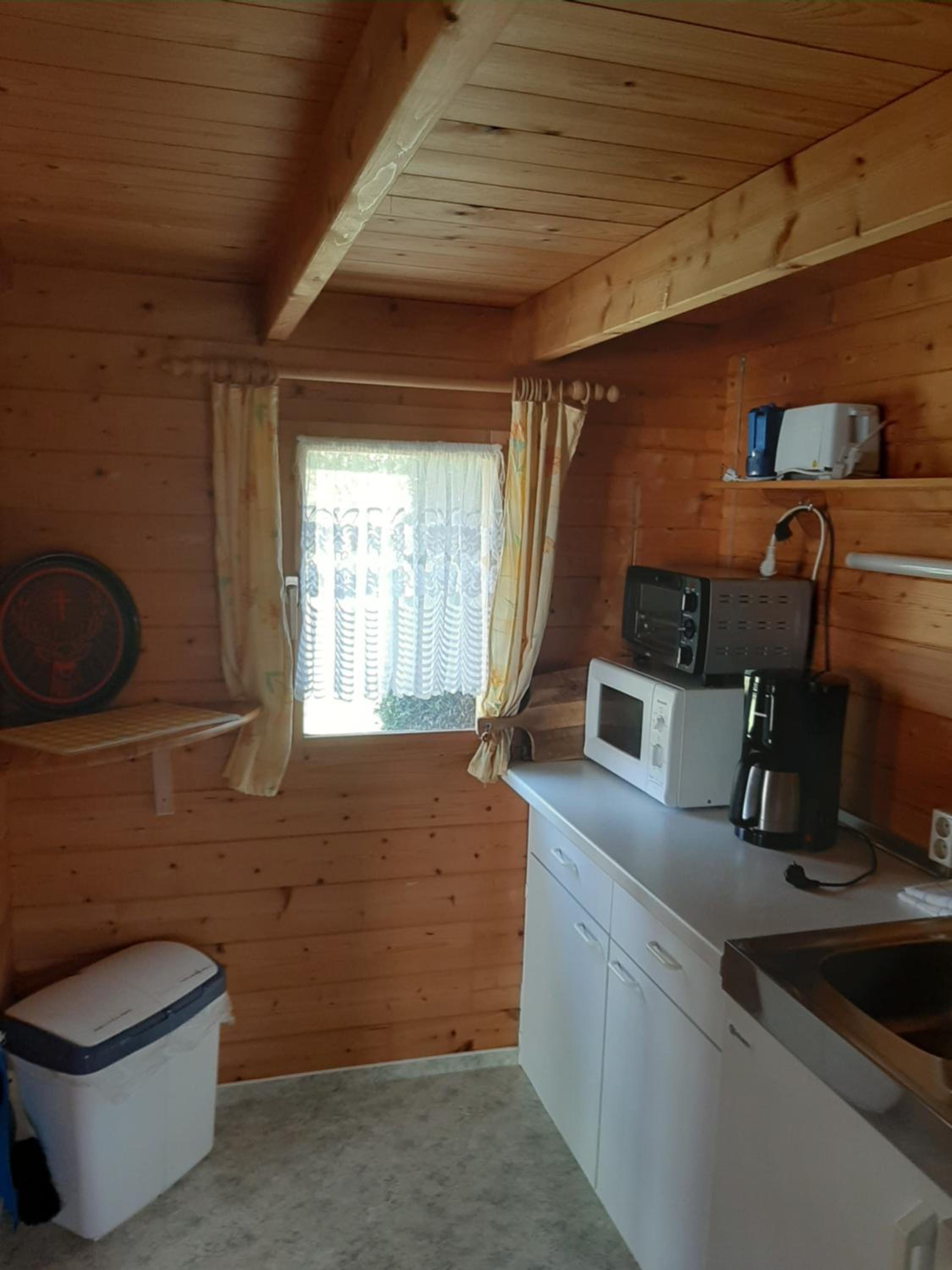 Holiday Home - 1 photo 2