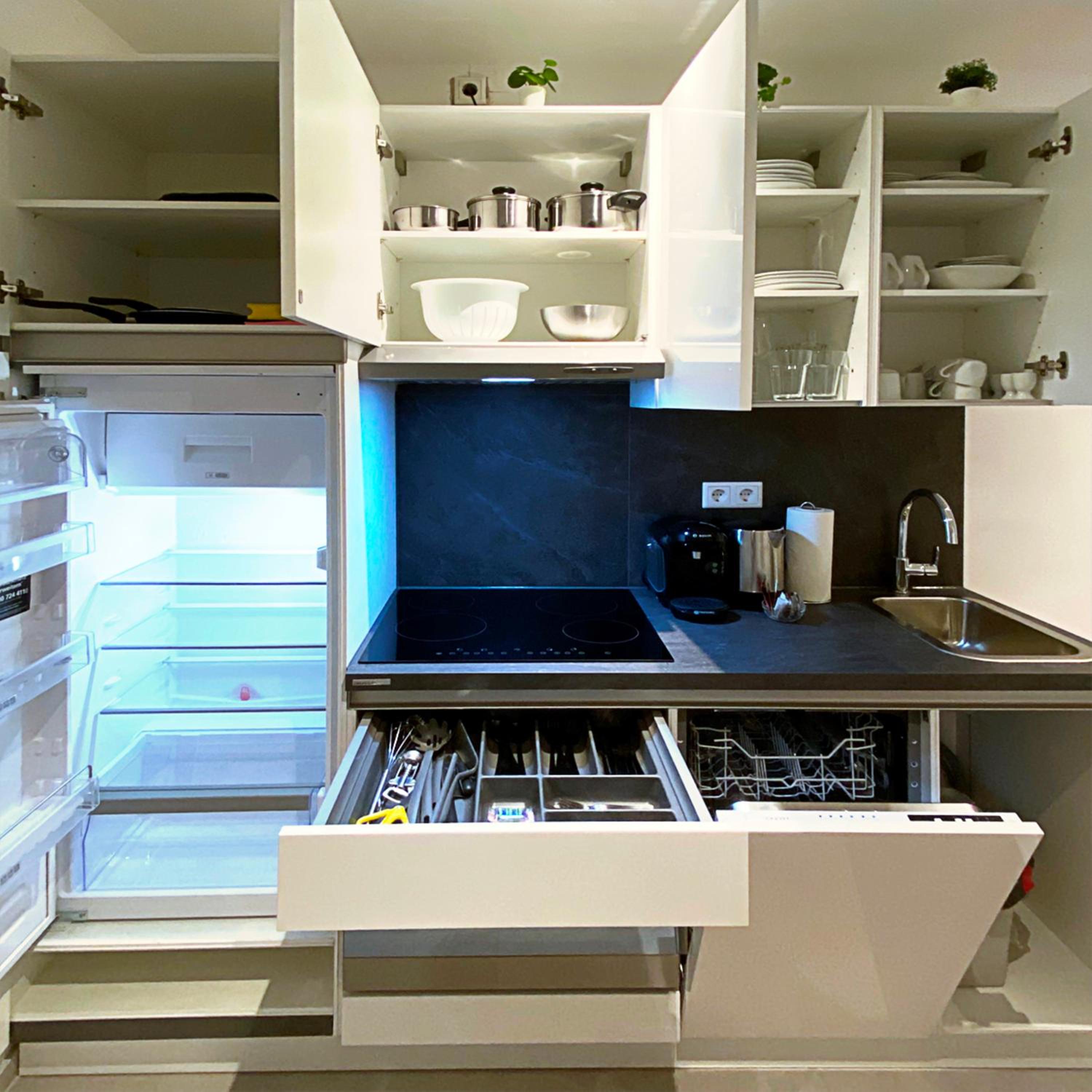 Comfort Suite Apartment with sofa bed - Photo 13
