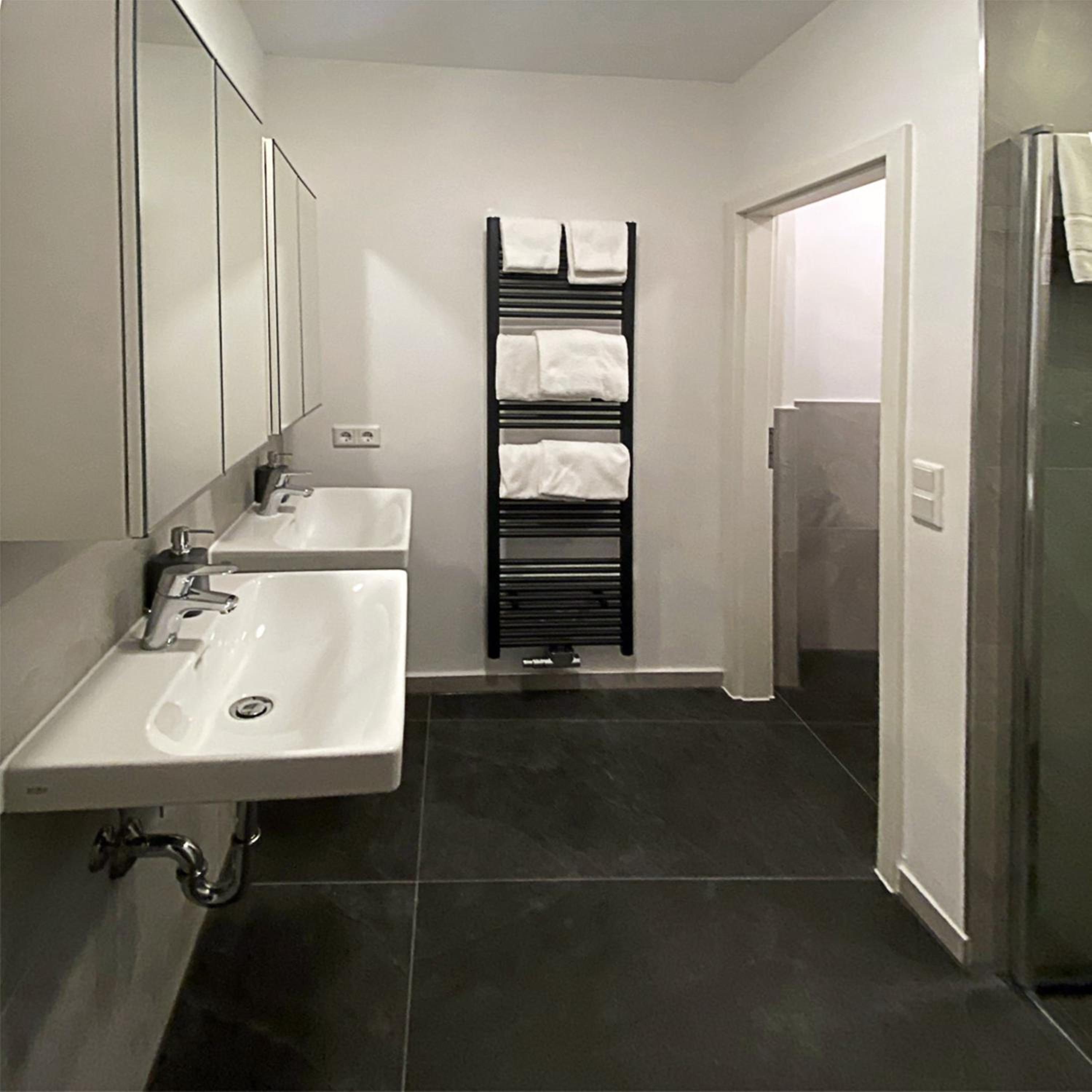 Supreme Apartment with two bedrooms, living room and terrace - Photo 8