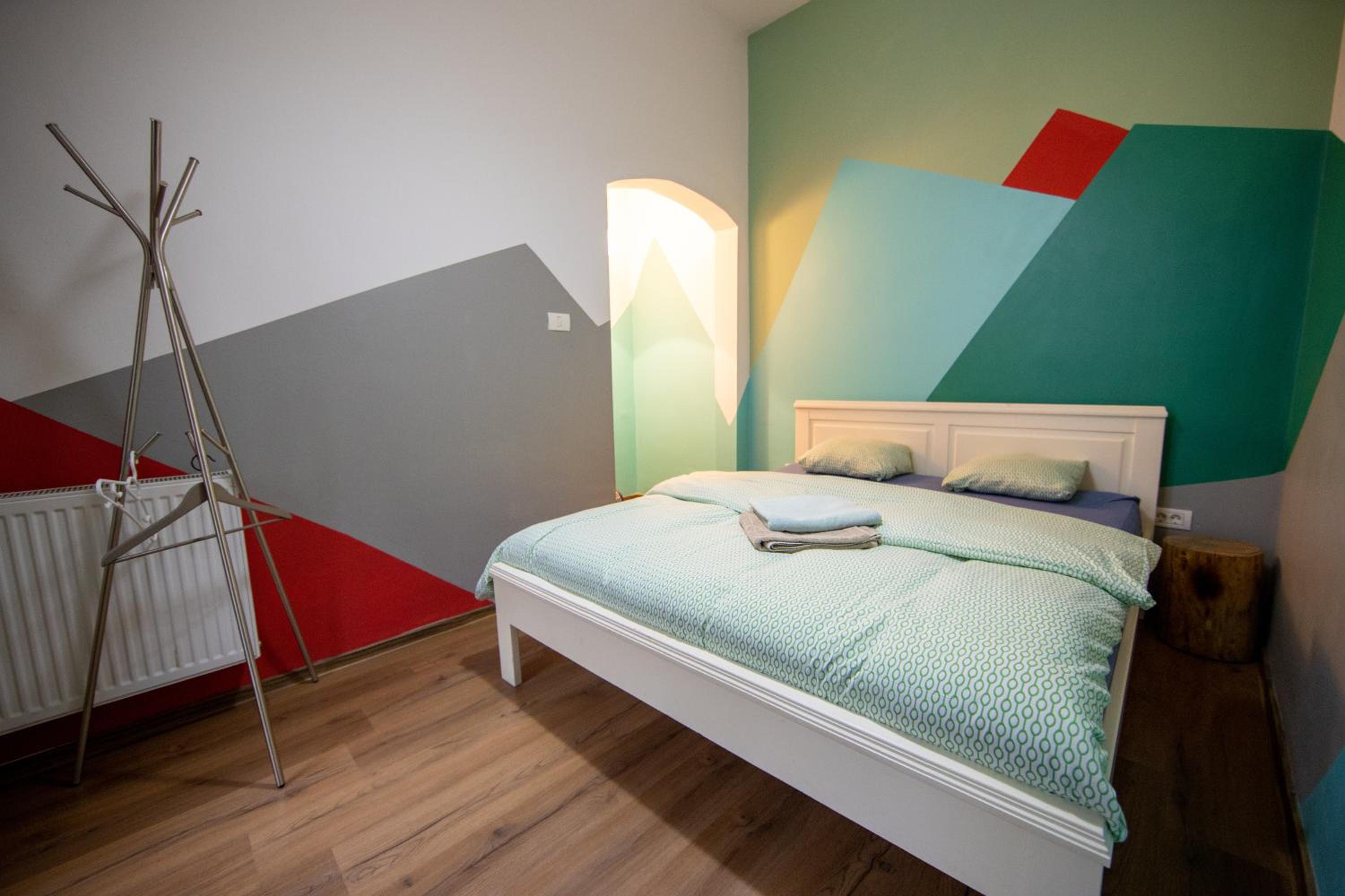 Double Room with Private Bathroom - Photo 3