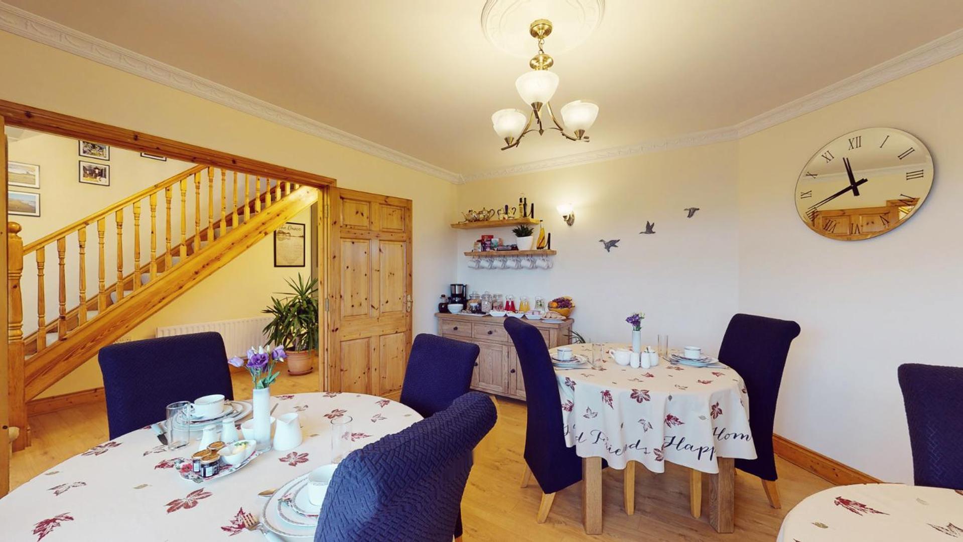 Twin Room - Photo 2