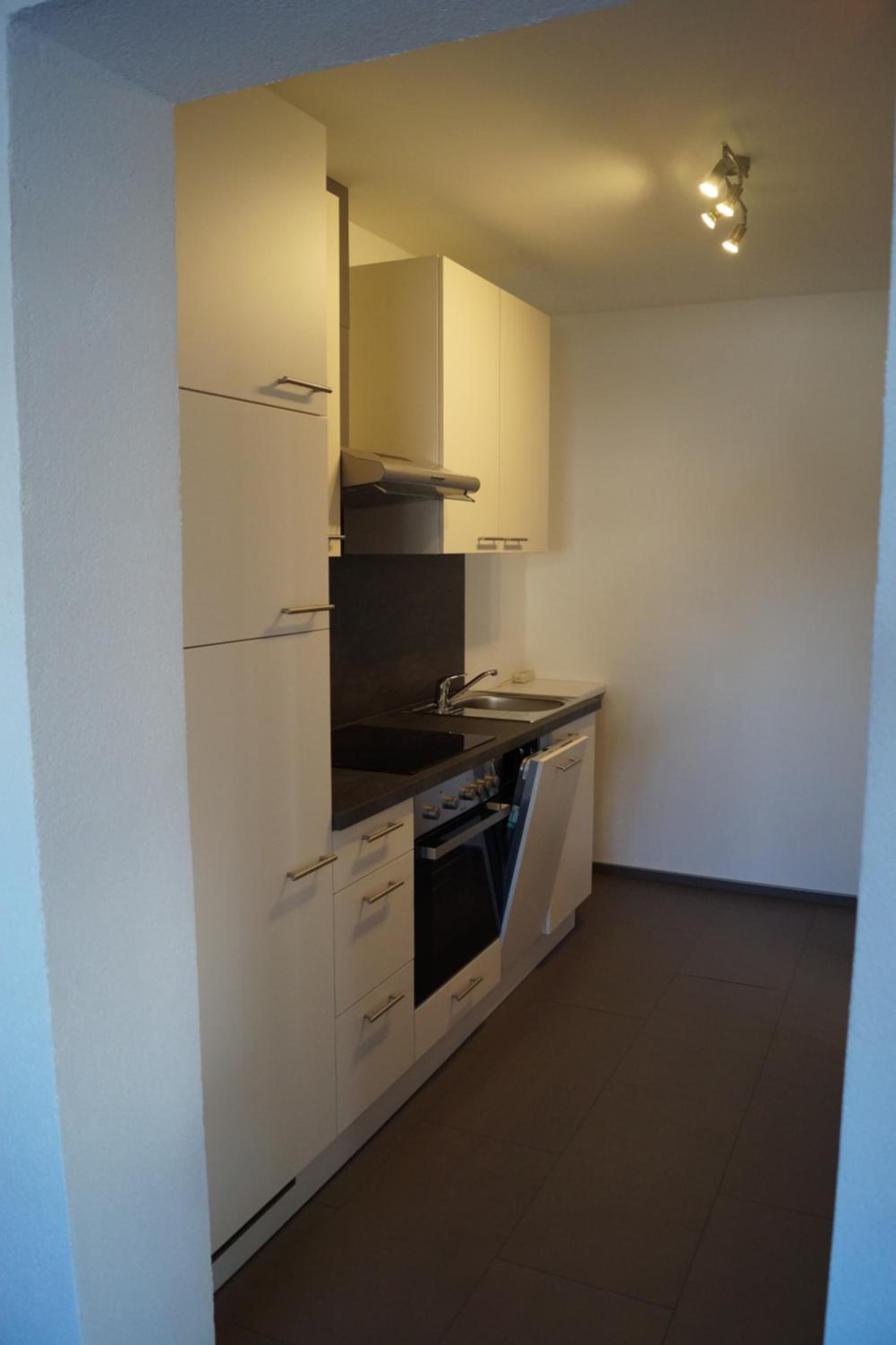 Studio Apartment - Photo 9
