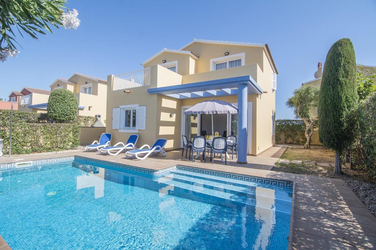 Three-Bedroom Villa (6 Adults) photo 1