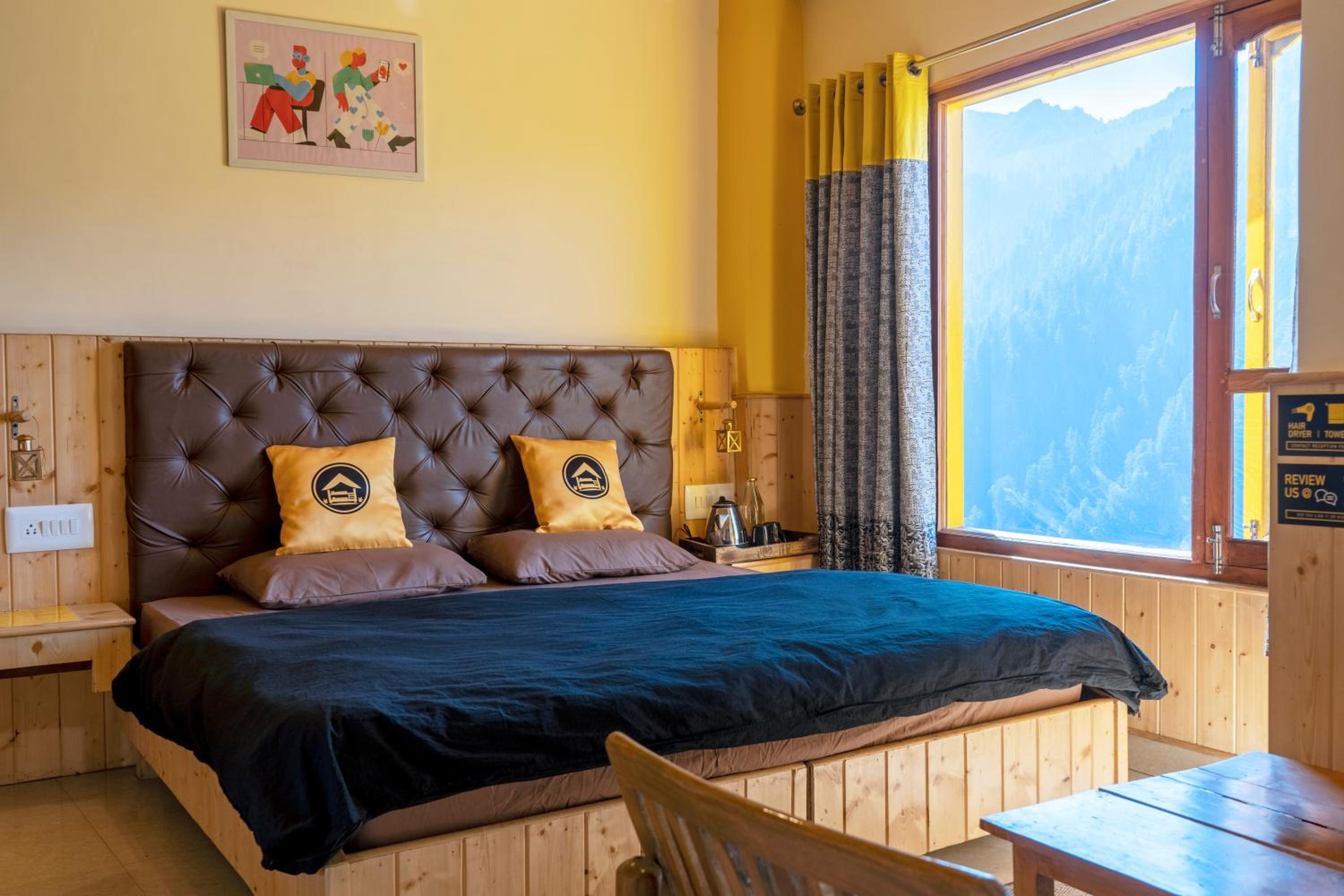 Deluxe Double Room With Balcony photo 1