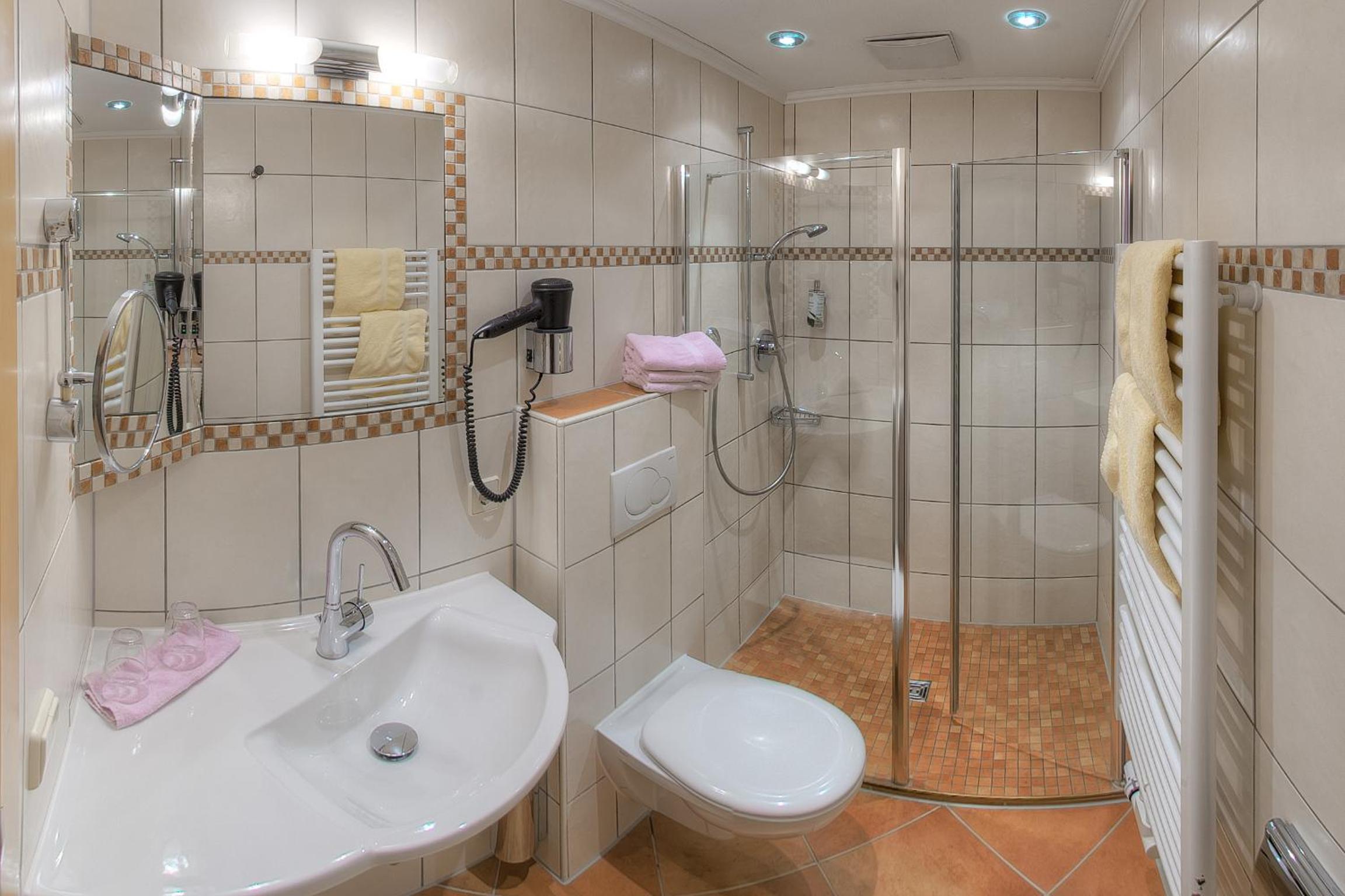 Double Room with Balcony photo 3