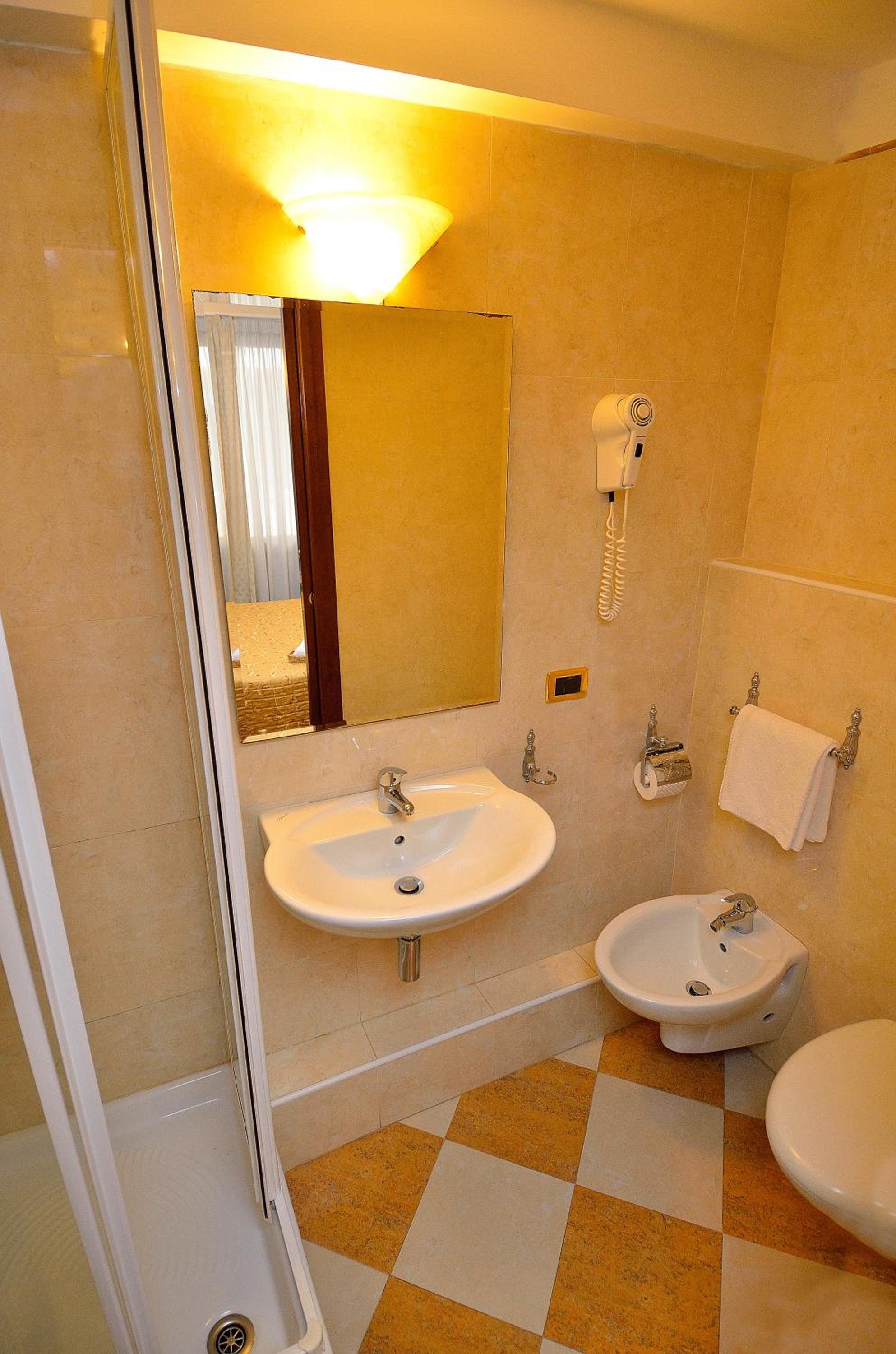 Triple Room photo 3