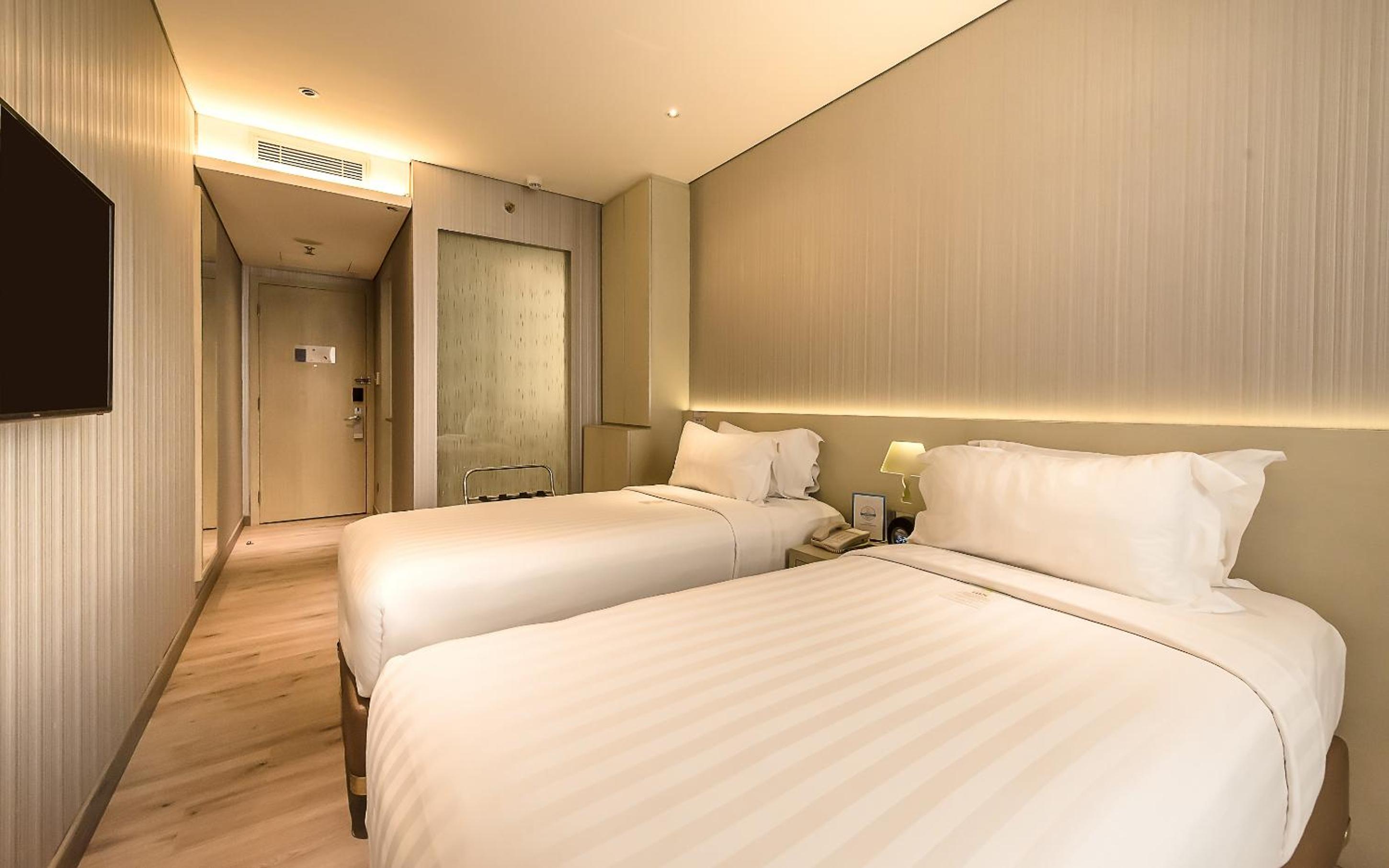 Superior Twin Room photo 3