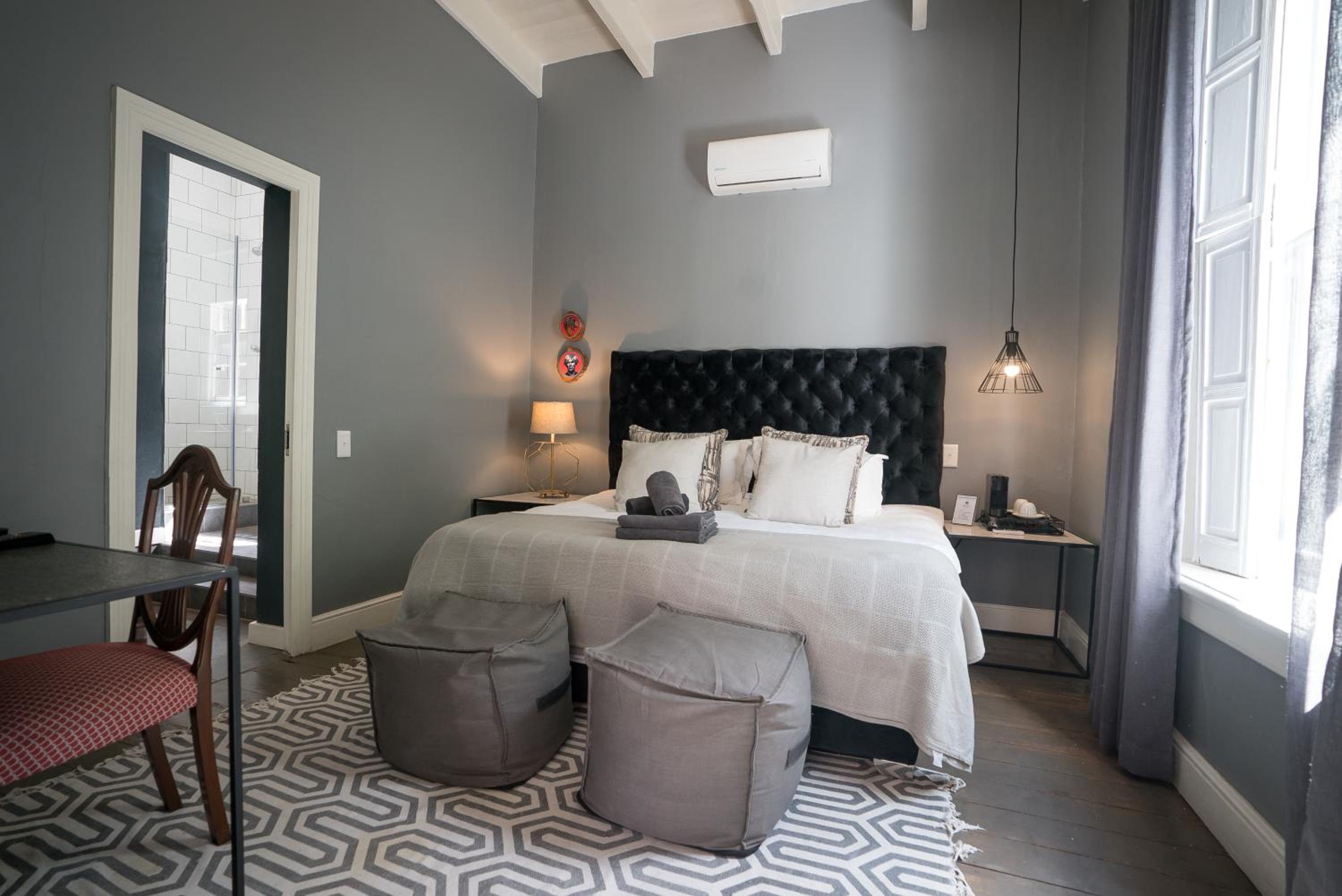 Suite photo 1