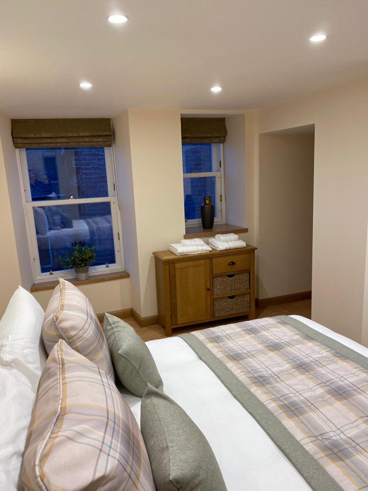 One-Bedroom Apartment - Photo 15