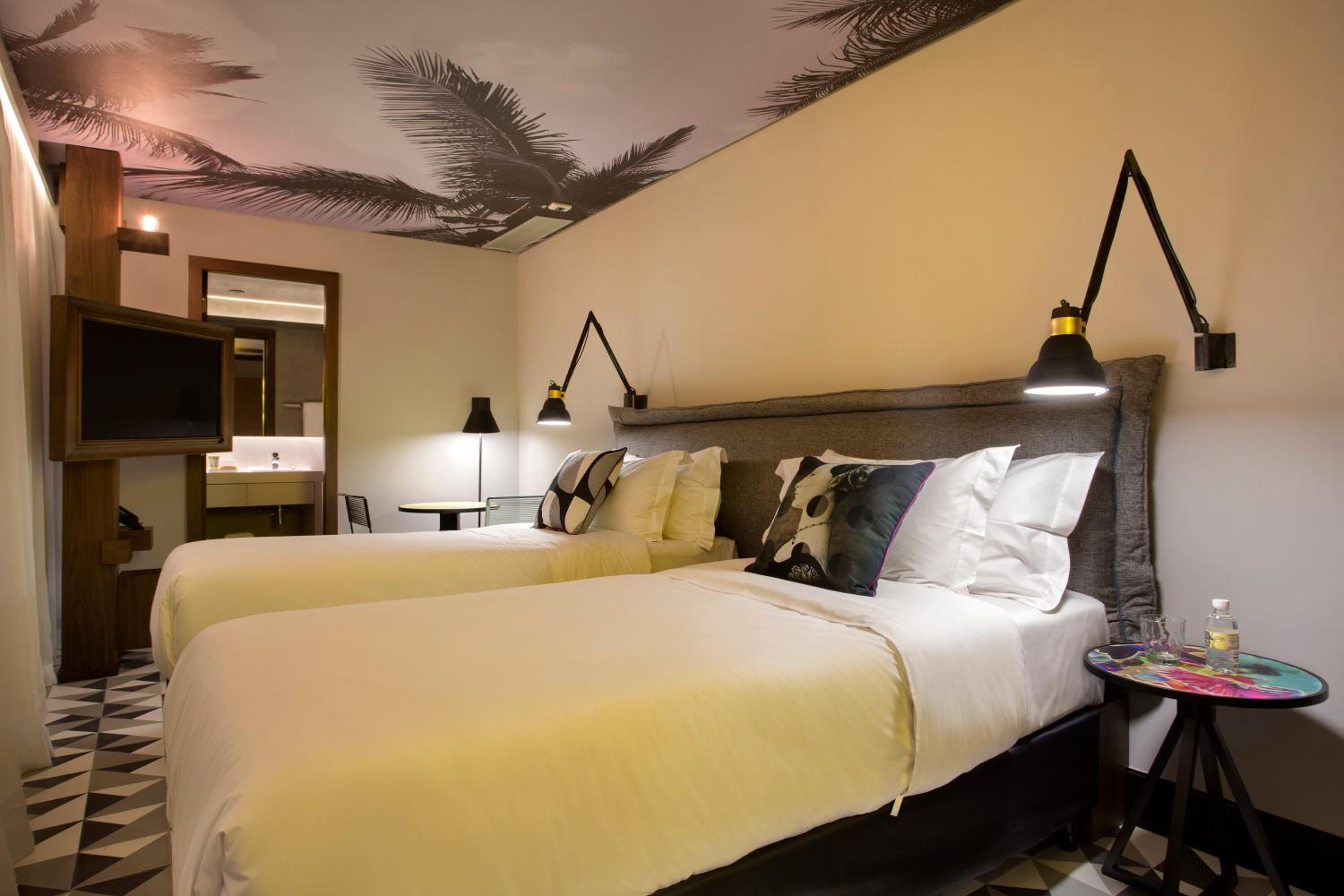 Available room