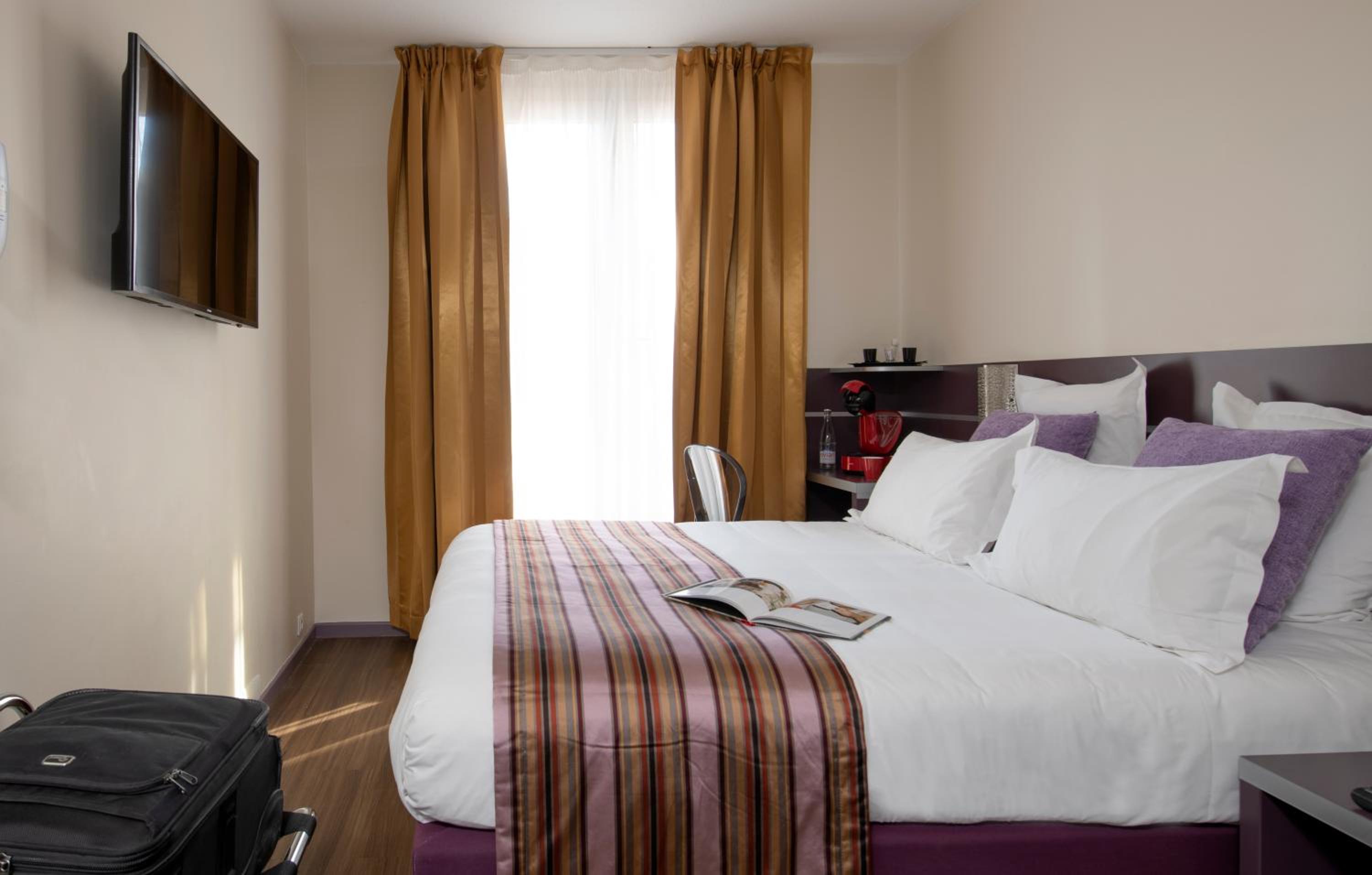 Double Room - Photo 4