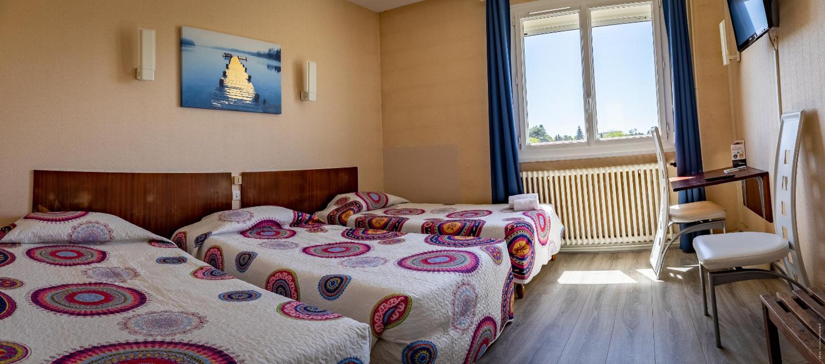 Triple Room with Shower - Photo 7