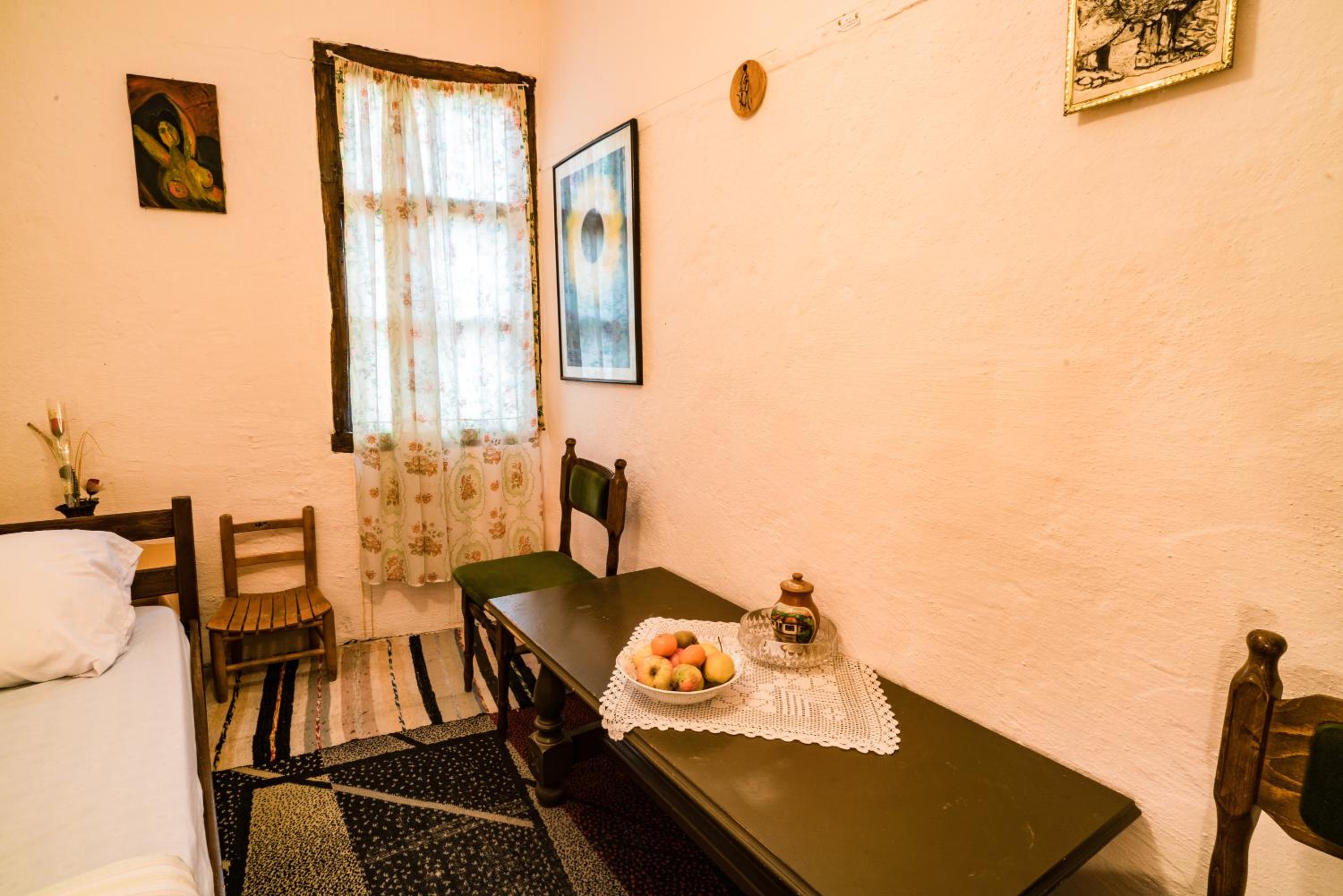 Single Room photo 3