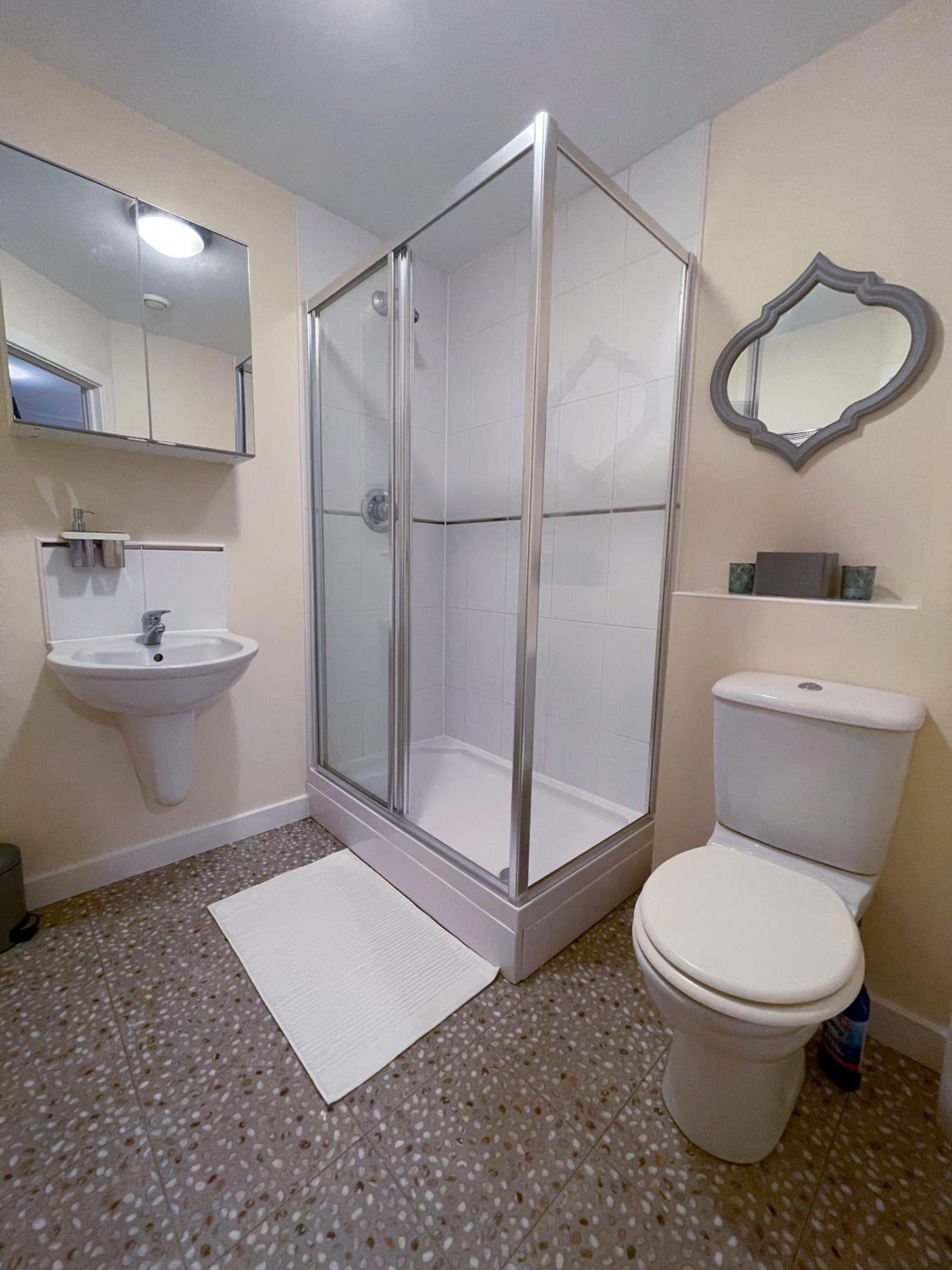 Deluxe Apartment - Photo 7