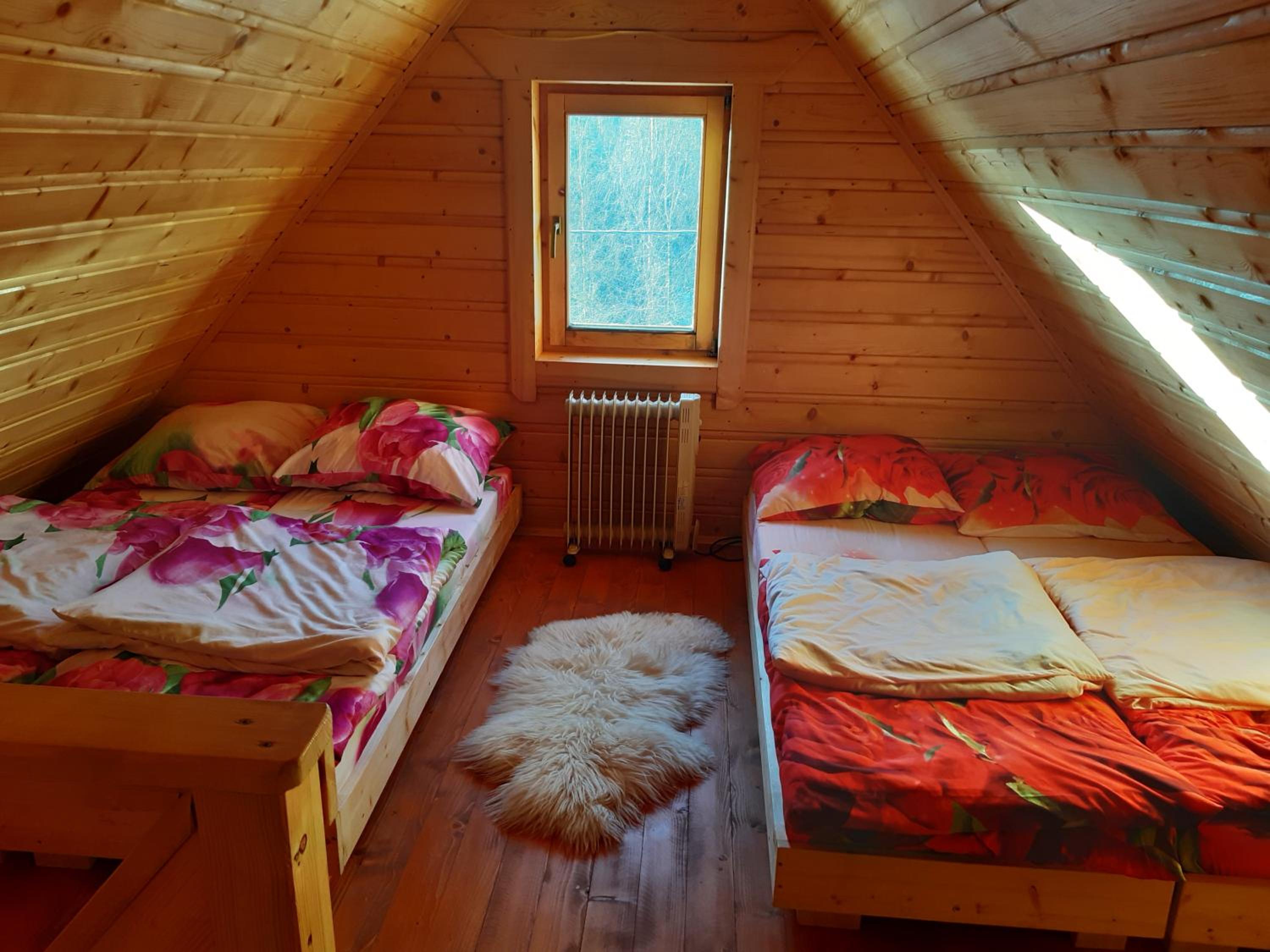 Two-Bedroom House - Photo 1