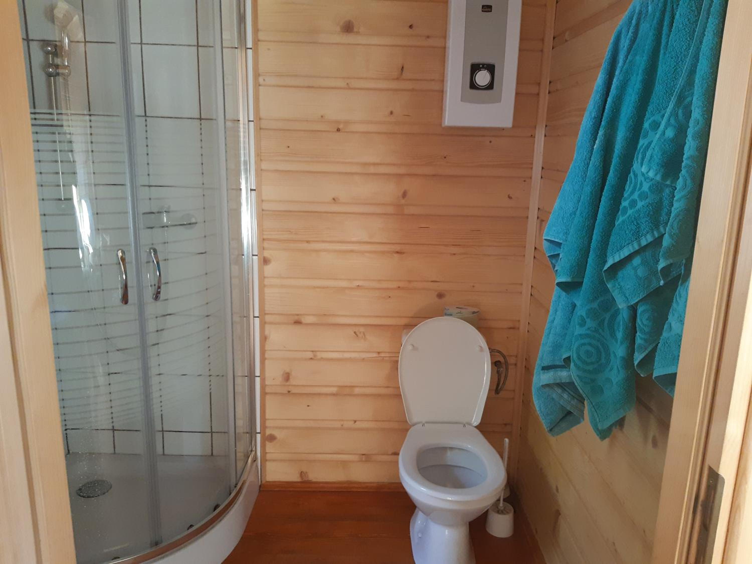 Two-Bedroom House - Photo 15