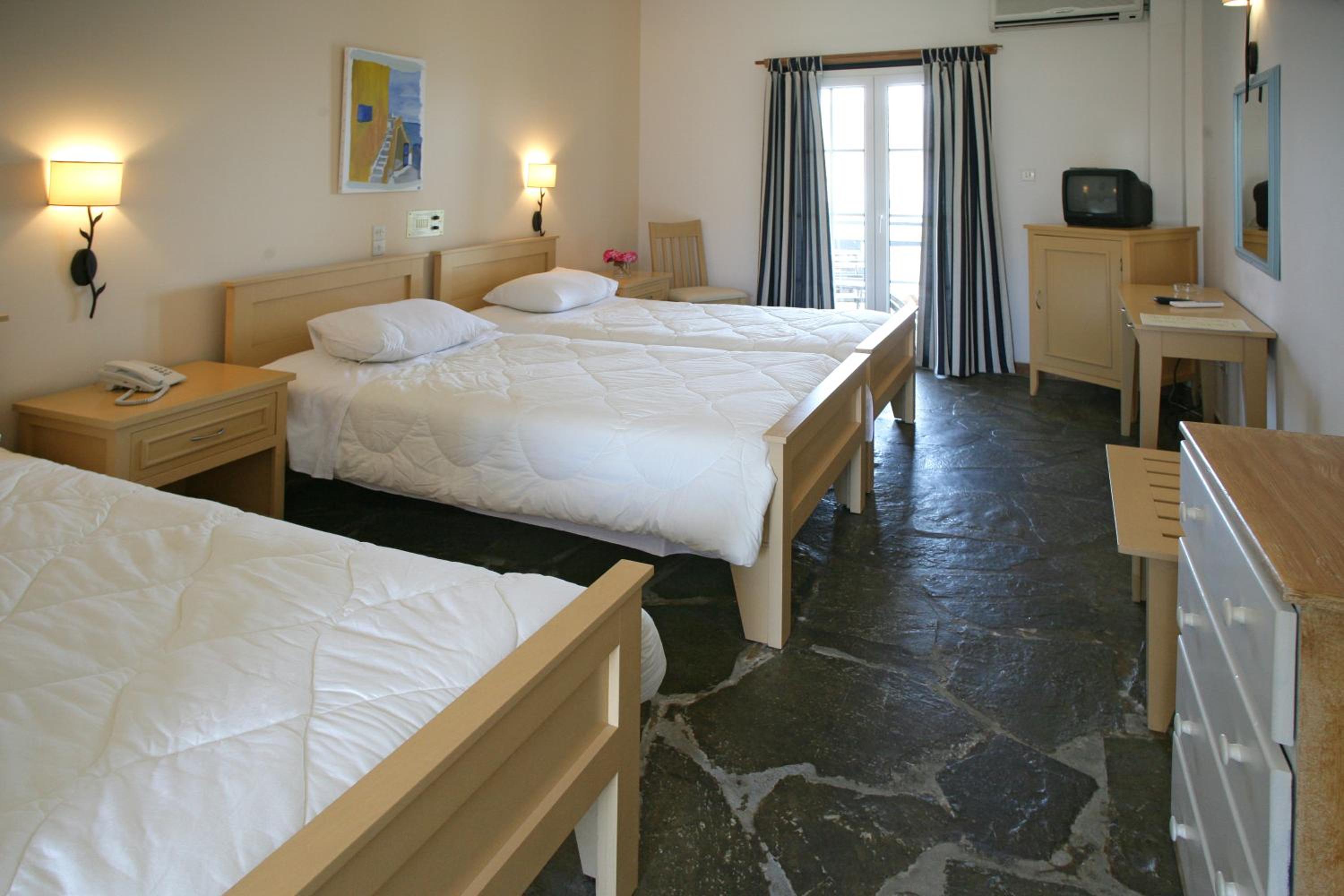Triple Room With Mountain View photo 3