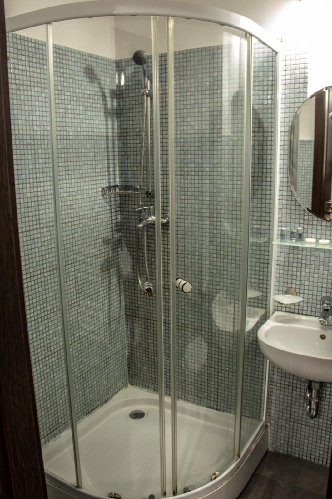 Deluxe King Studio - Photo 4