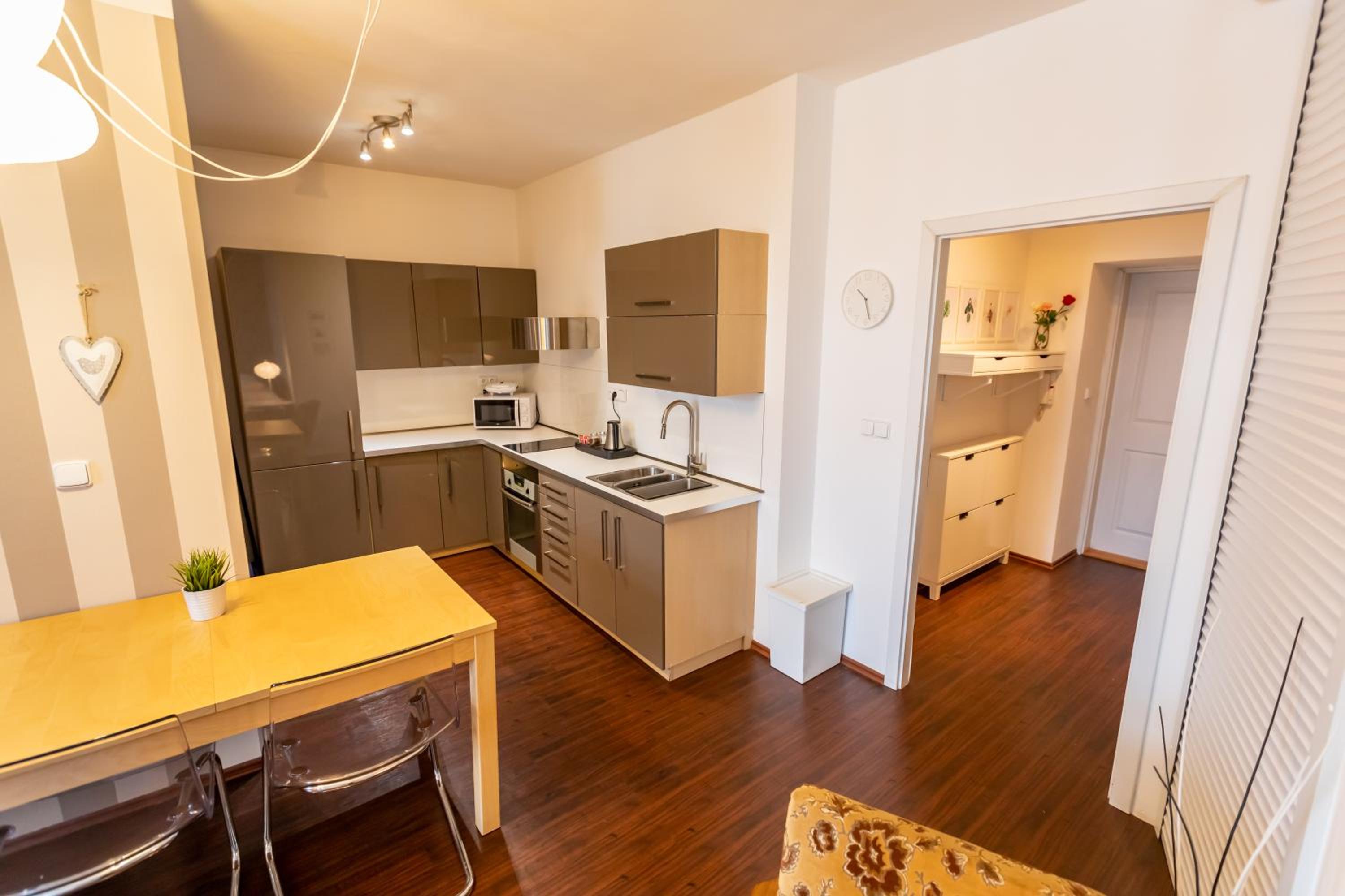 Deluxe Apartment