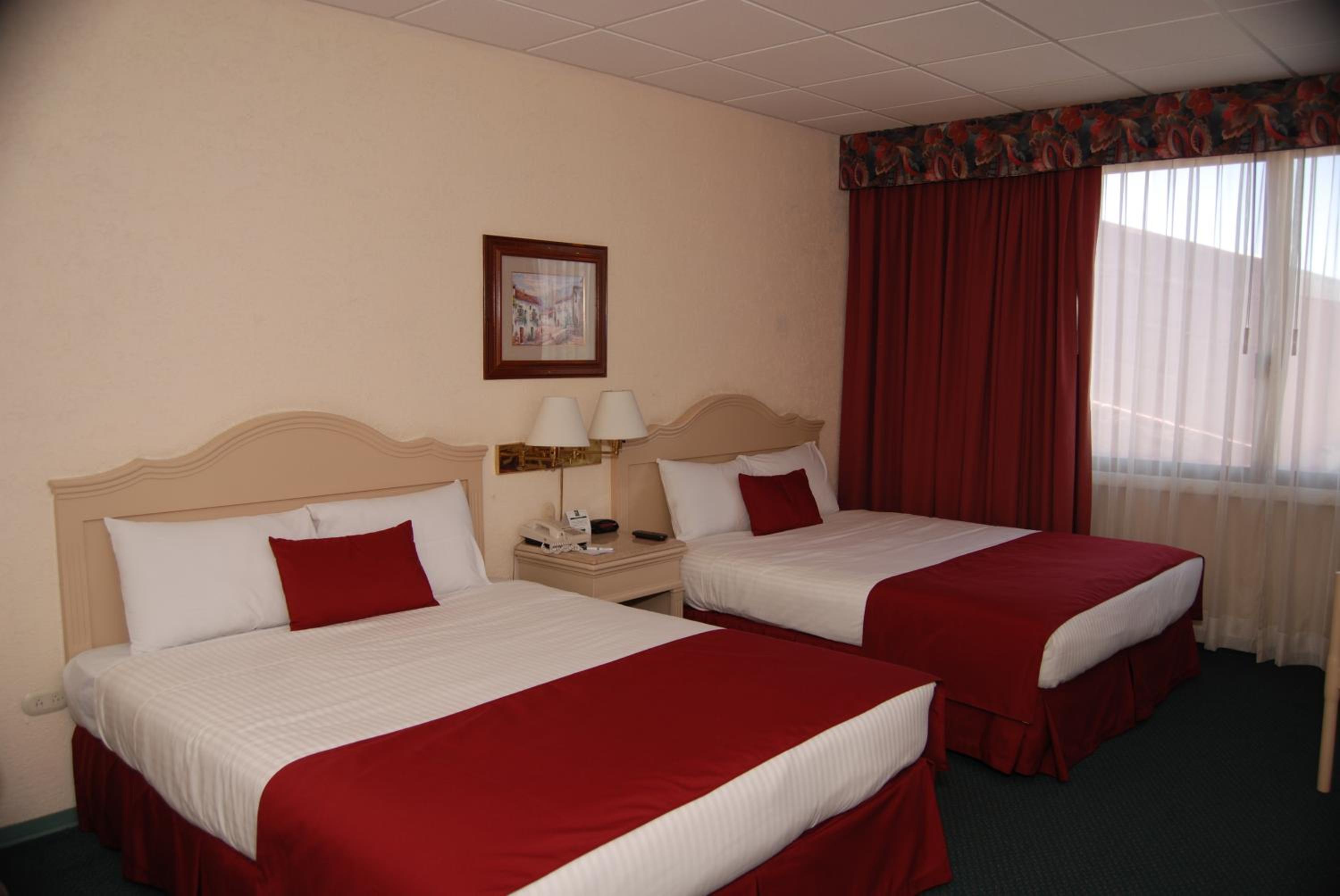 Triple Room with City View - Non-Smoking - Photo 1