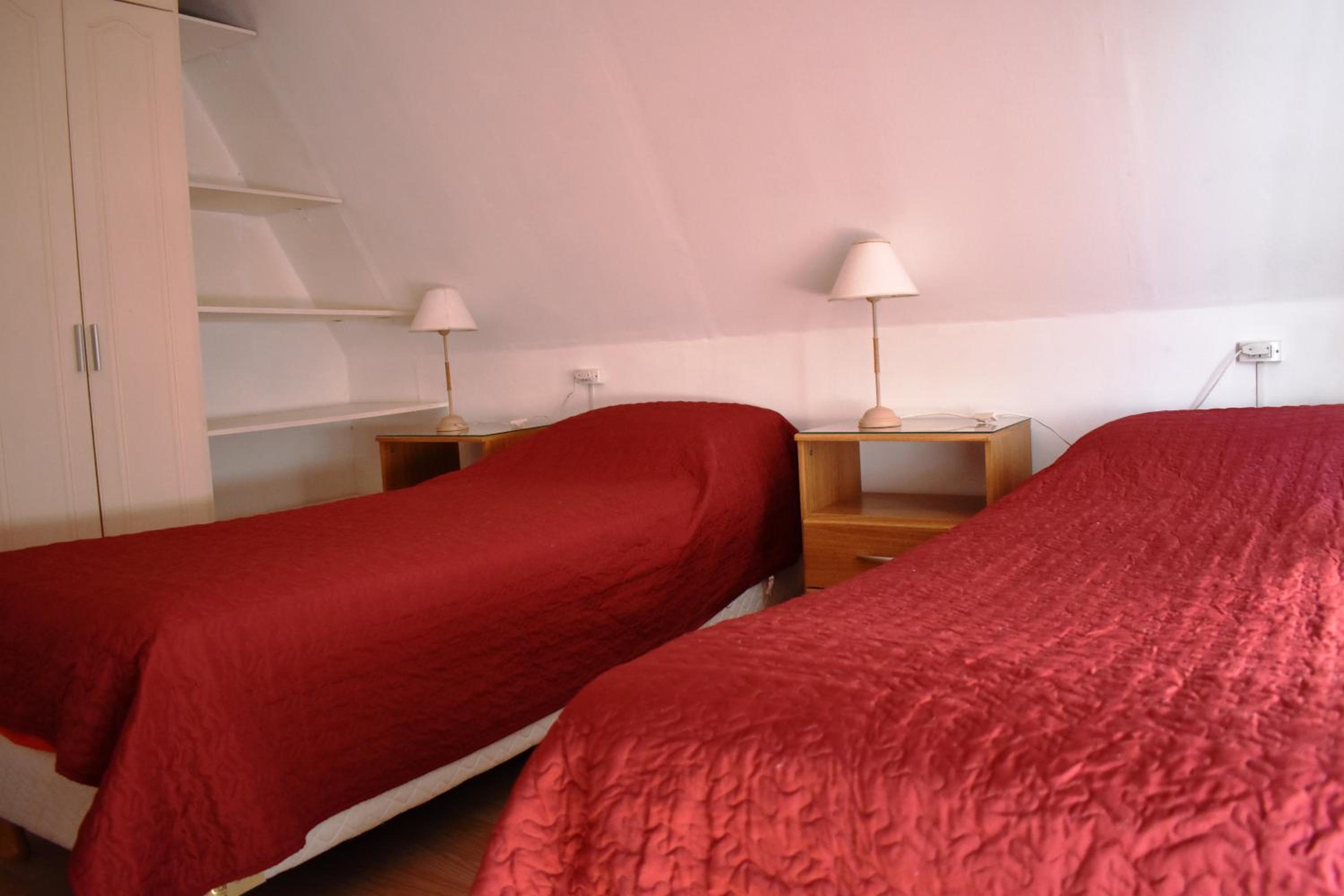 Three-Bedroom Bungalow photo 1