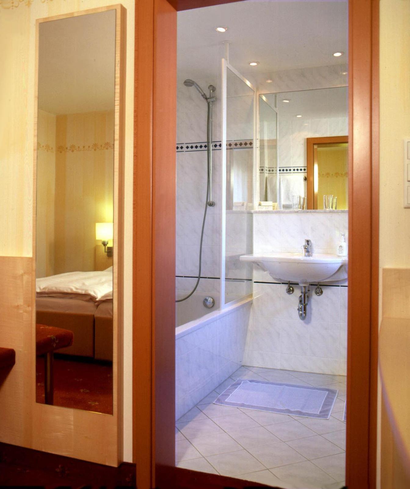 Standard Double Room - Photo 2