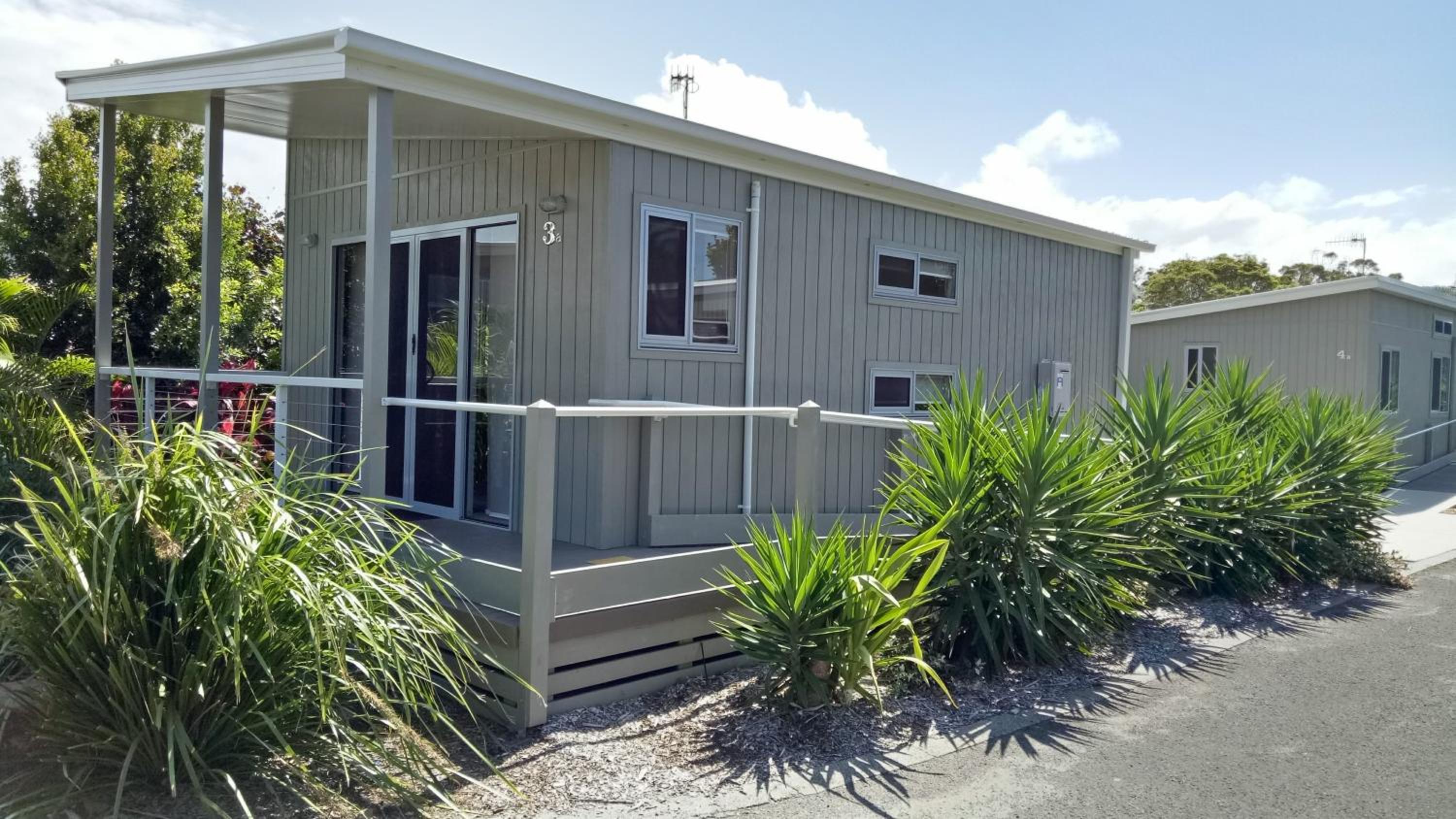 Budget Two-Bedroom Cabin - Accessible