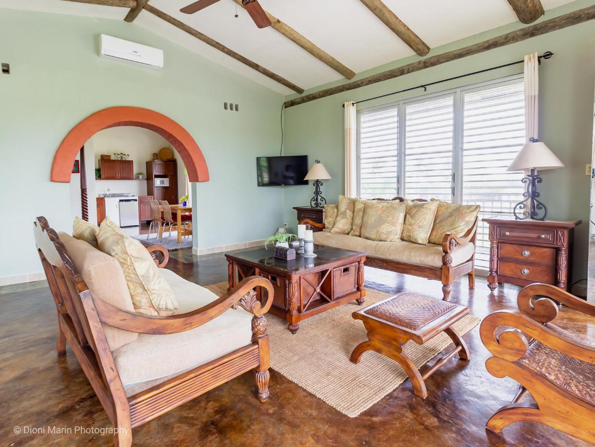 Deluxe Suite With Pool View