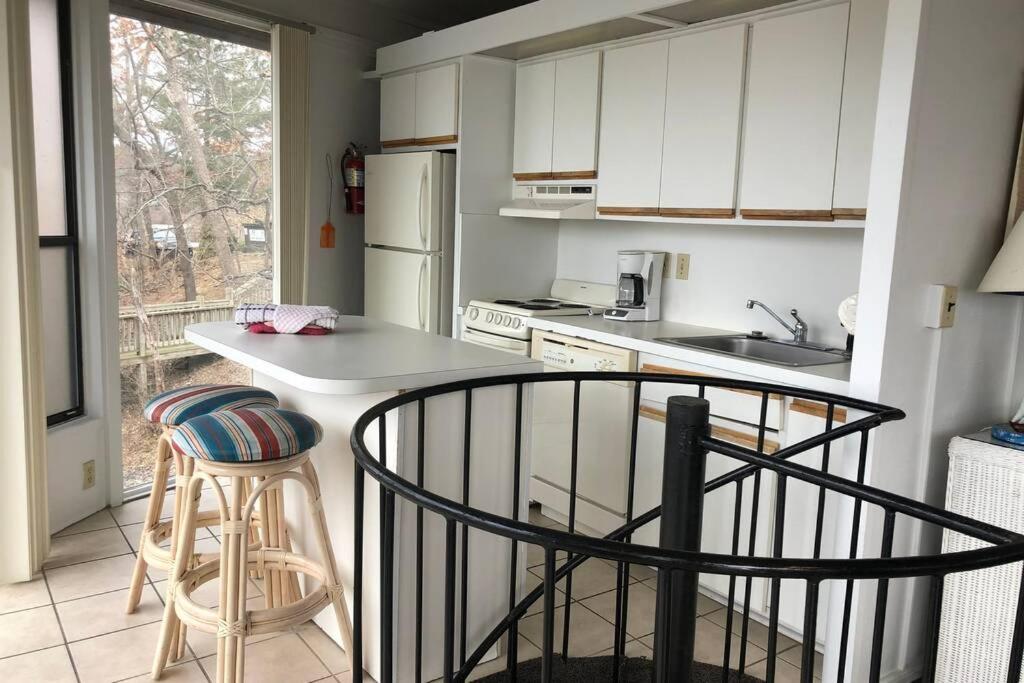 Two-Bedroom House photo 2