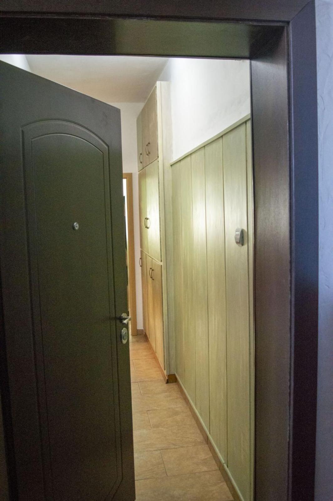 Two-Bedroom Apartment - Photo 14