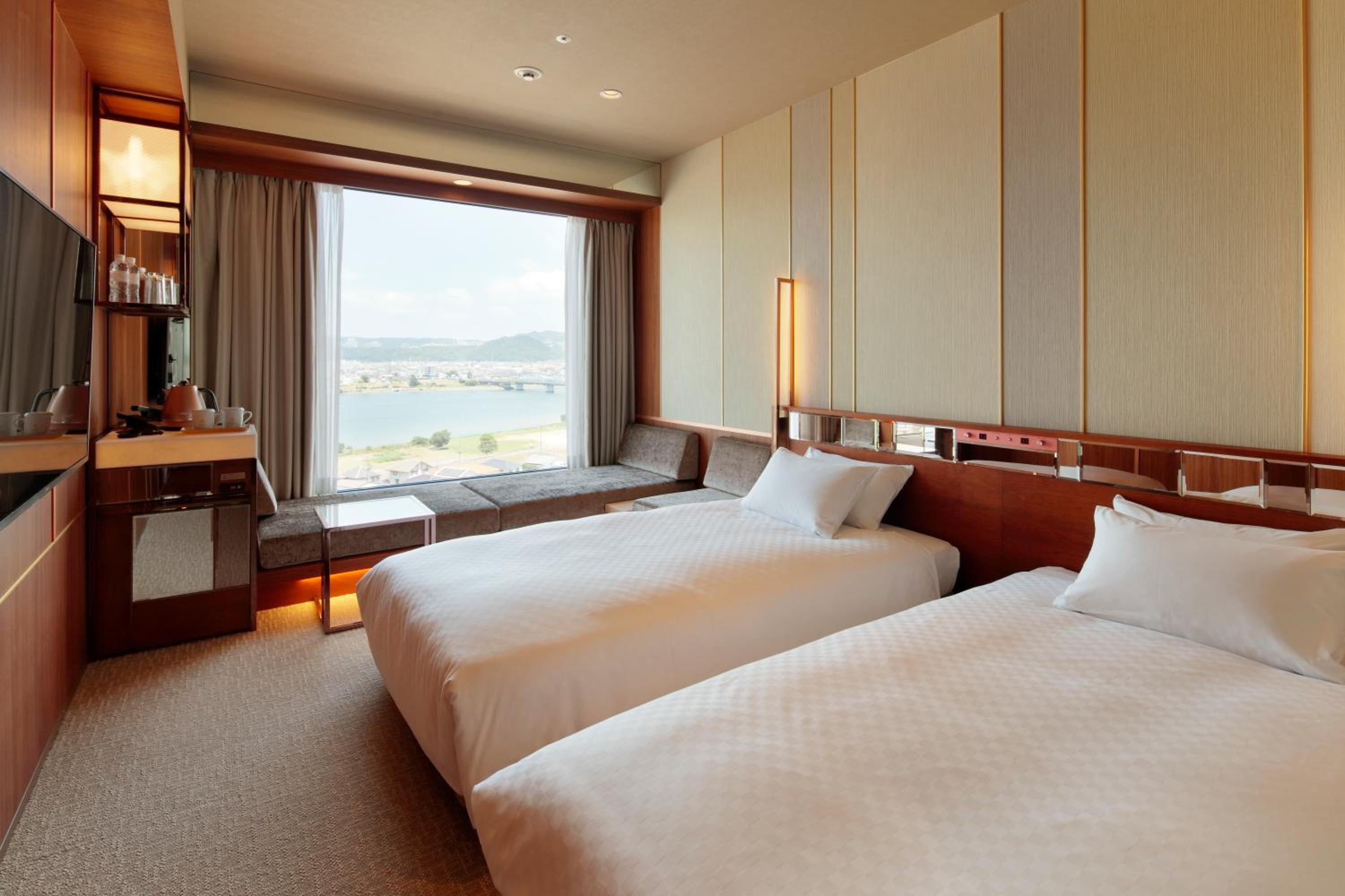 Twin Room - Non-Smoking