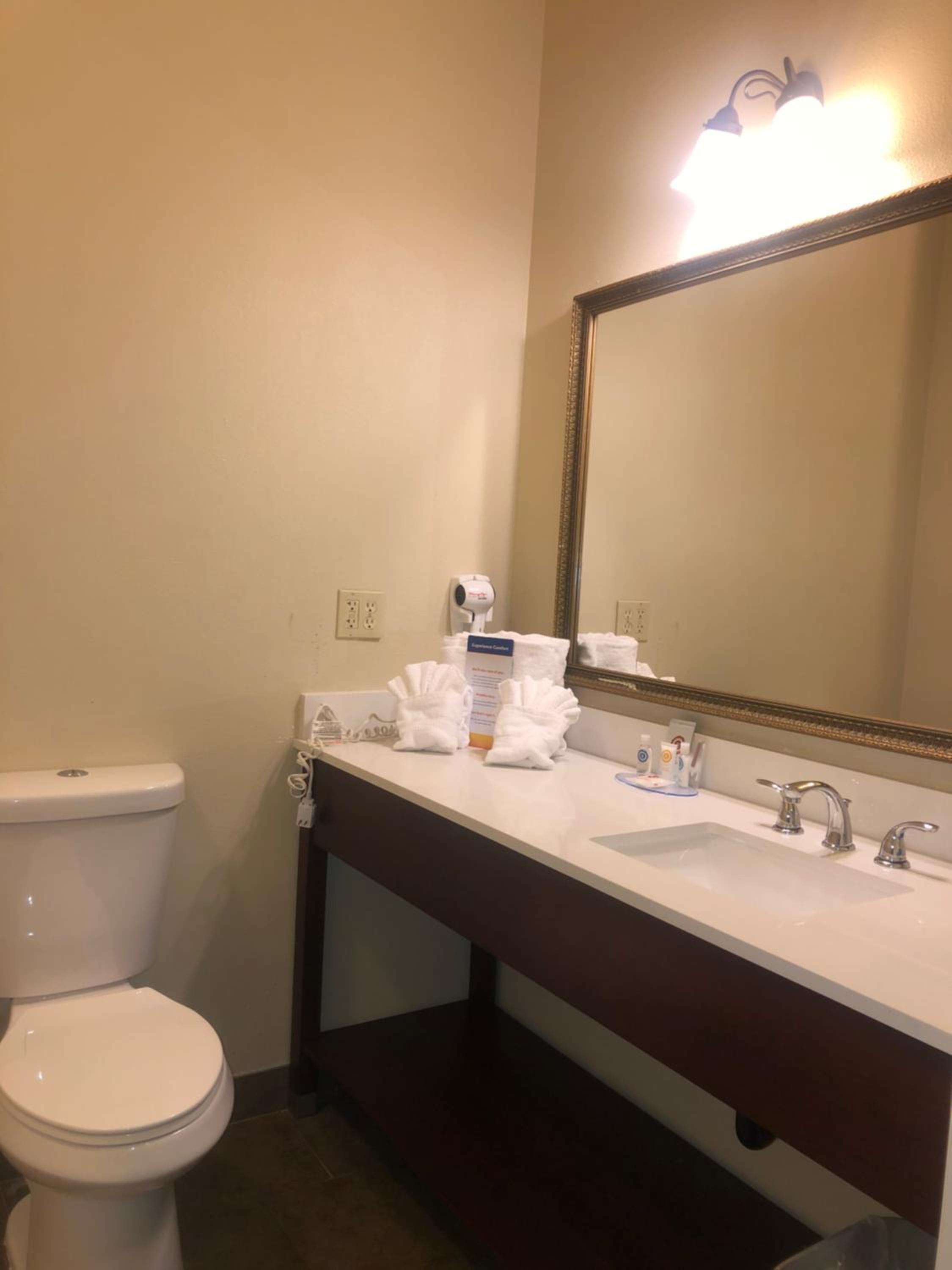 King Room - Disability Access/Non-Smoking - Photo 2
