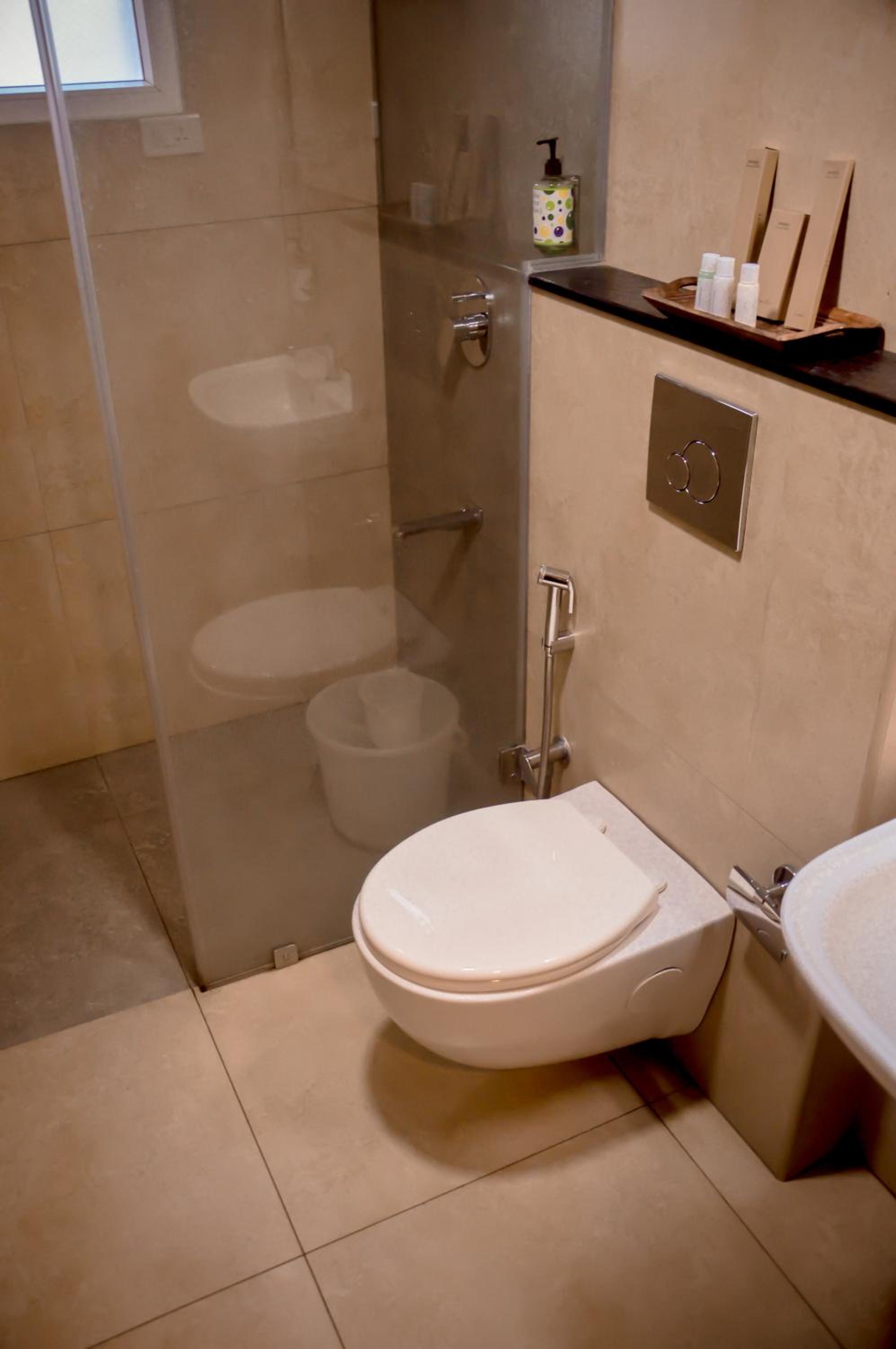 Standard Twin Room - Photo 2