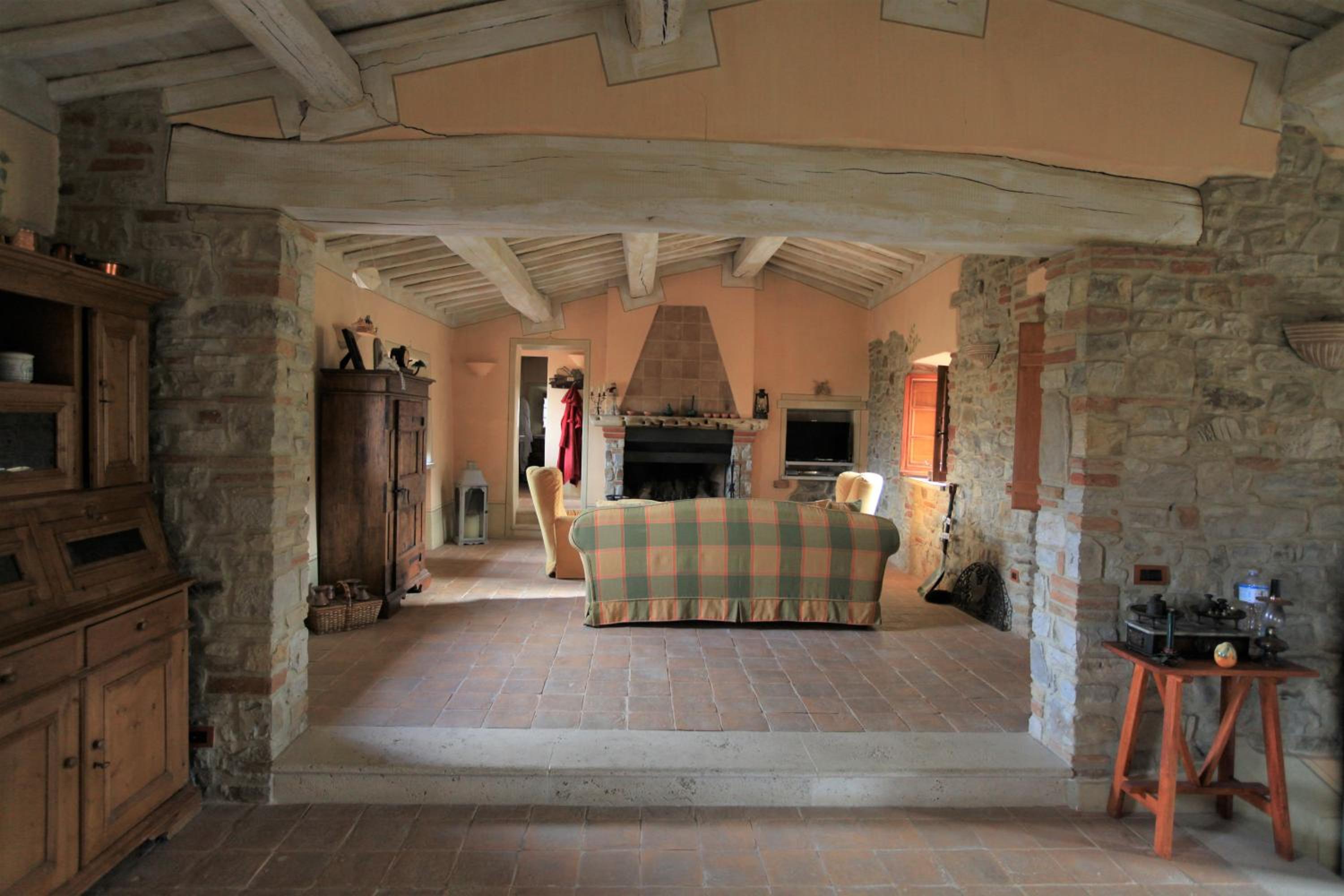 Three-Bedroom House photo 3