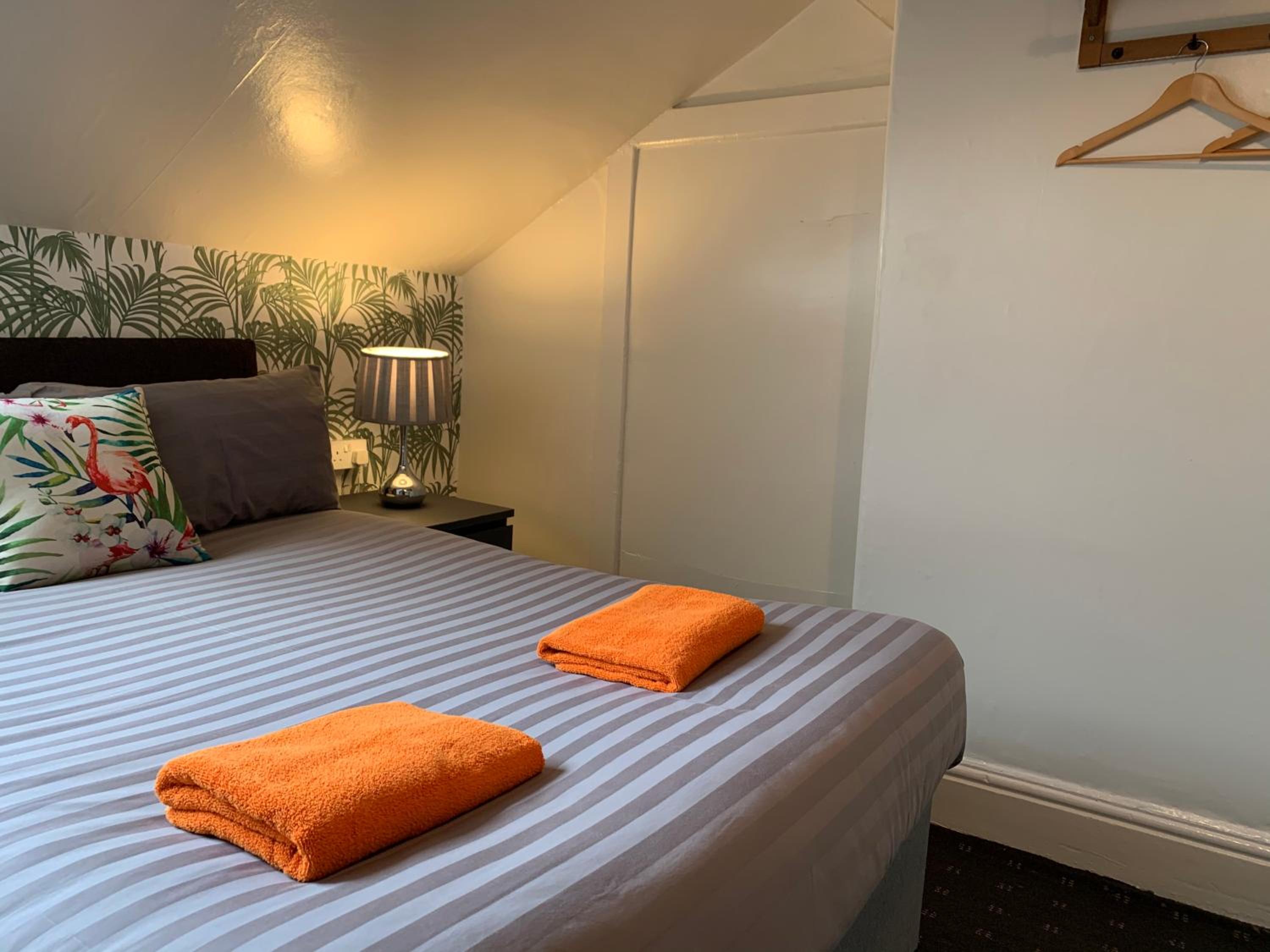 Standard Suite - Photo 1