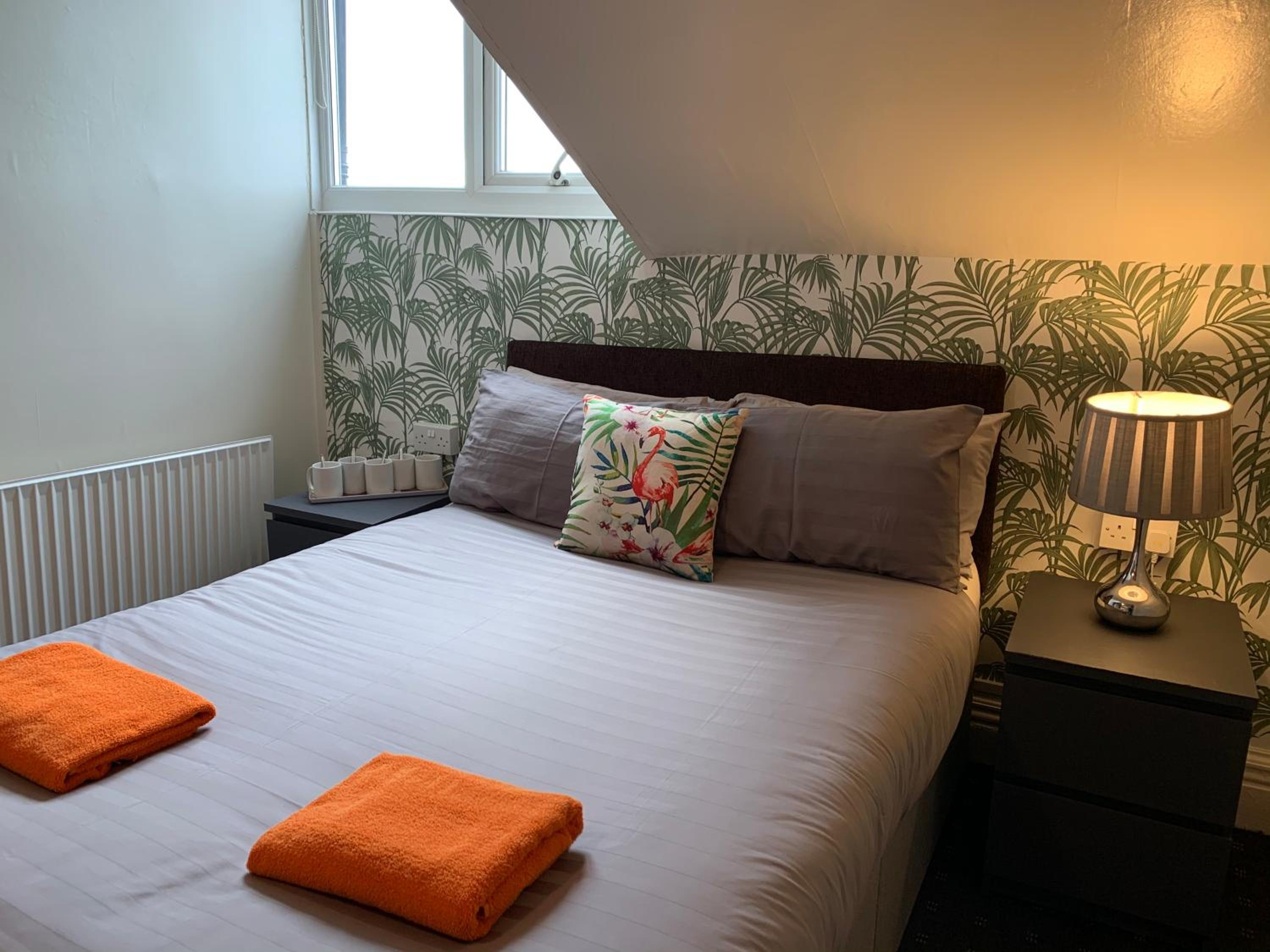 Standard Suite - Photo 2