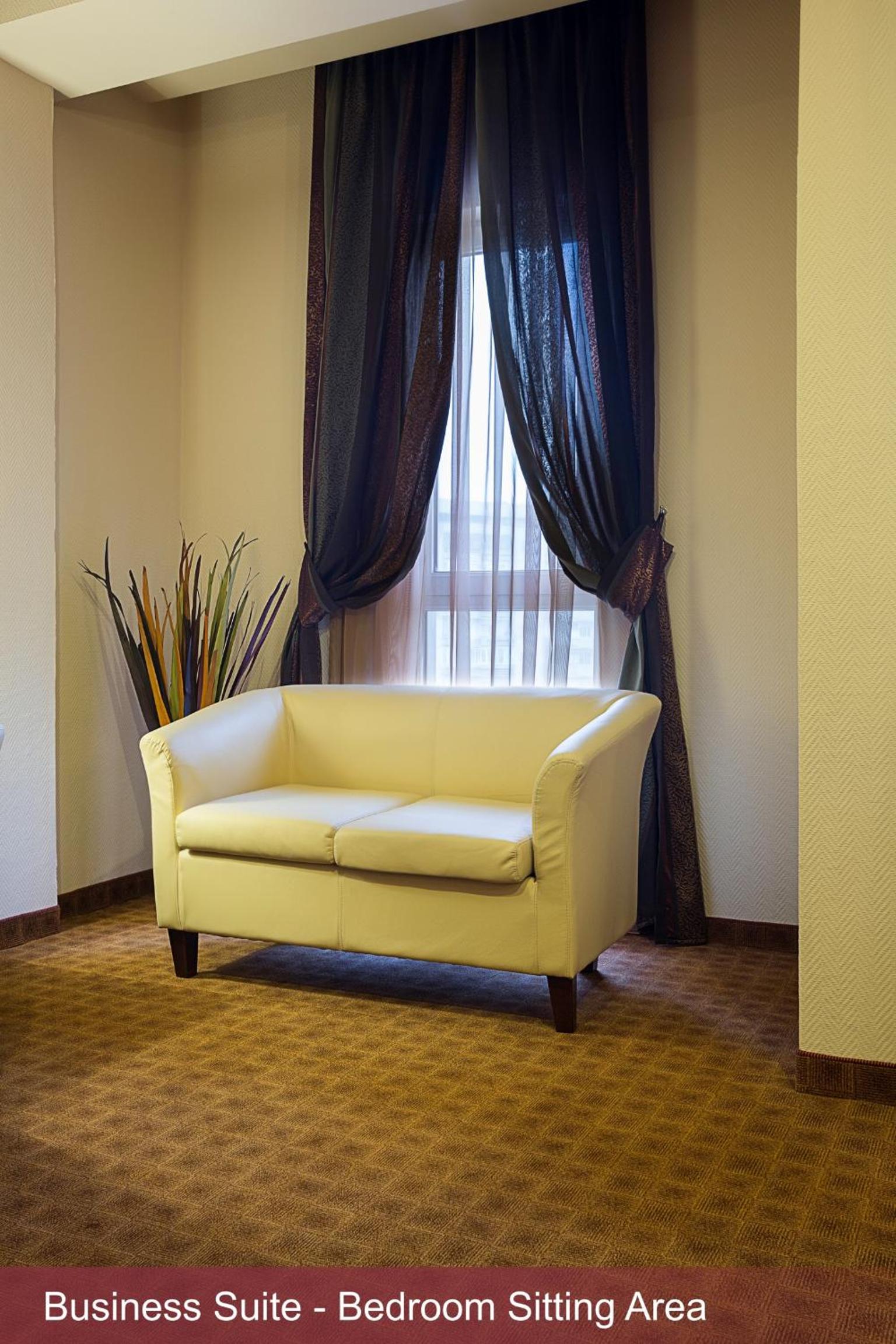 Deluxe Apartment - Photo 9