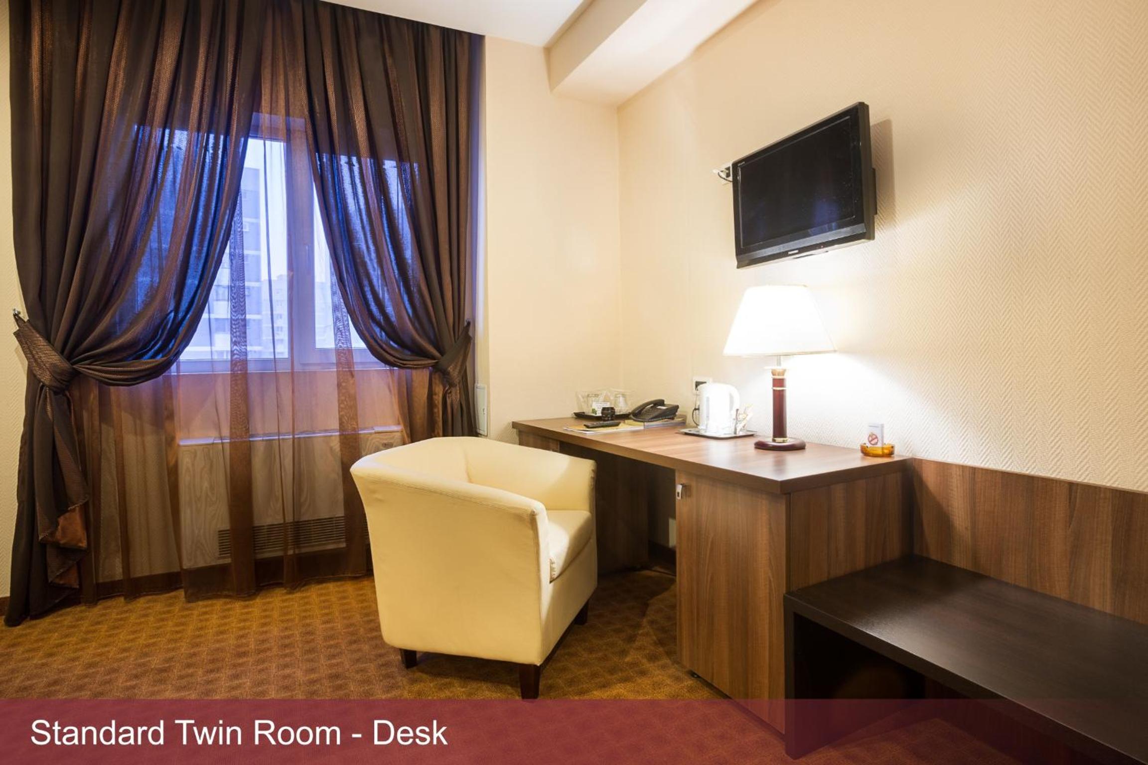Superior Twin Room - Photo 4